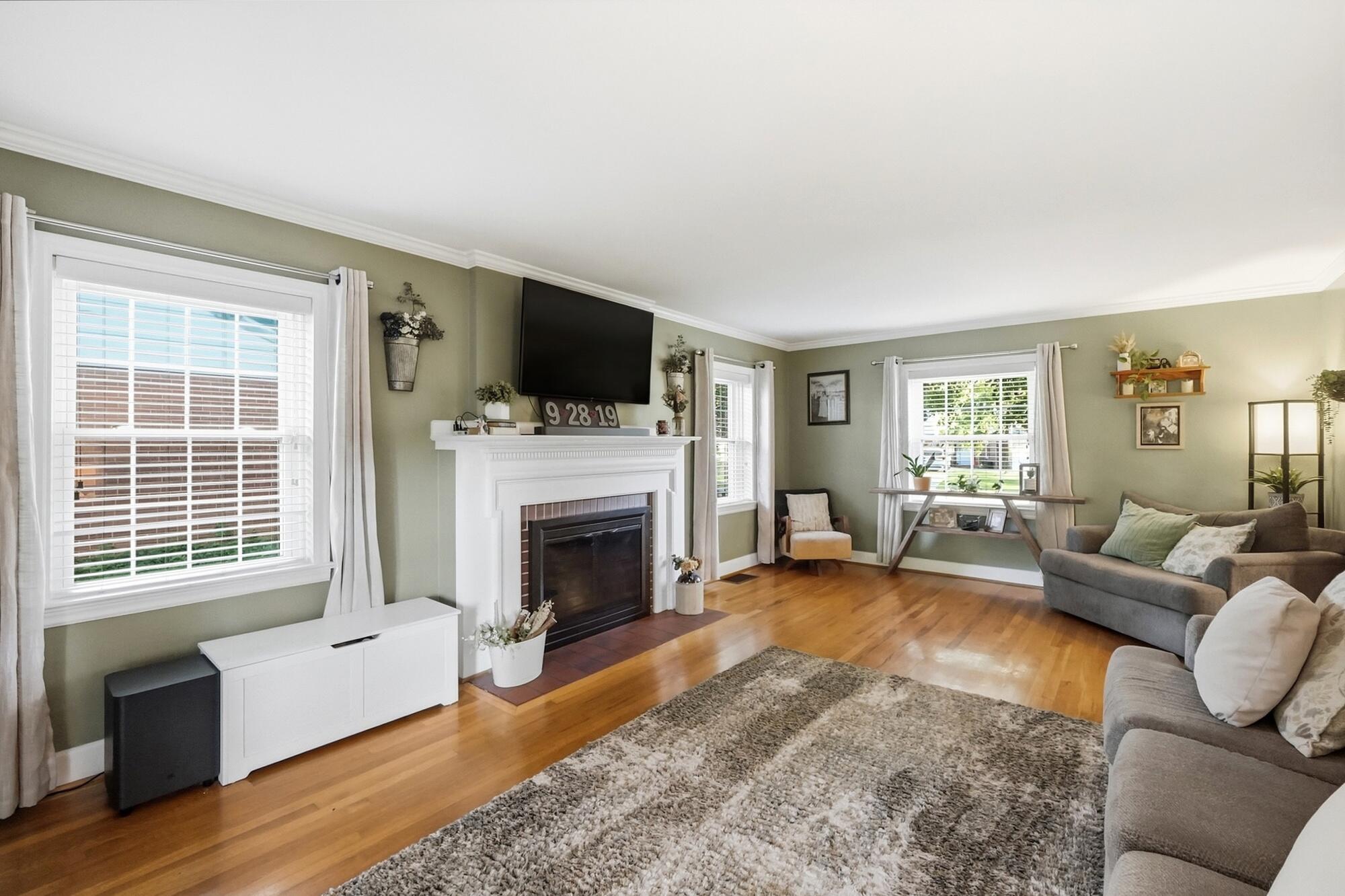 431 Dover, Springfield, Ohio 45504