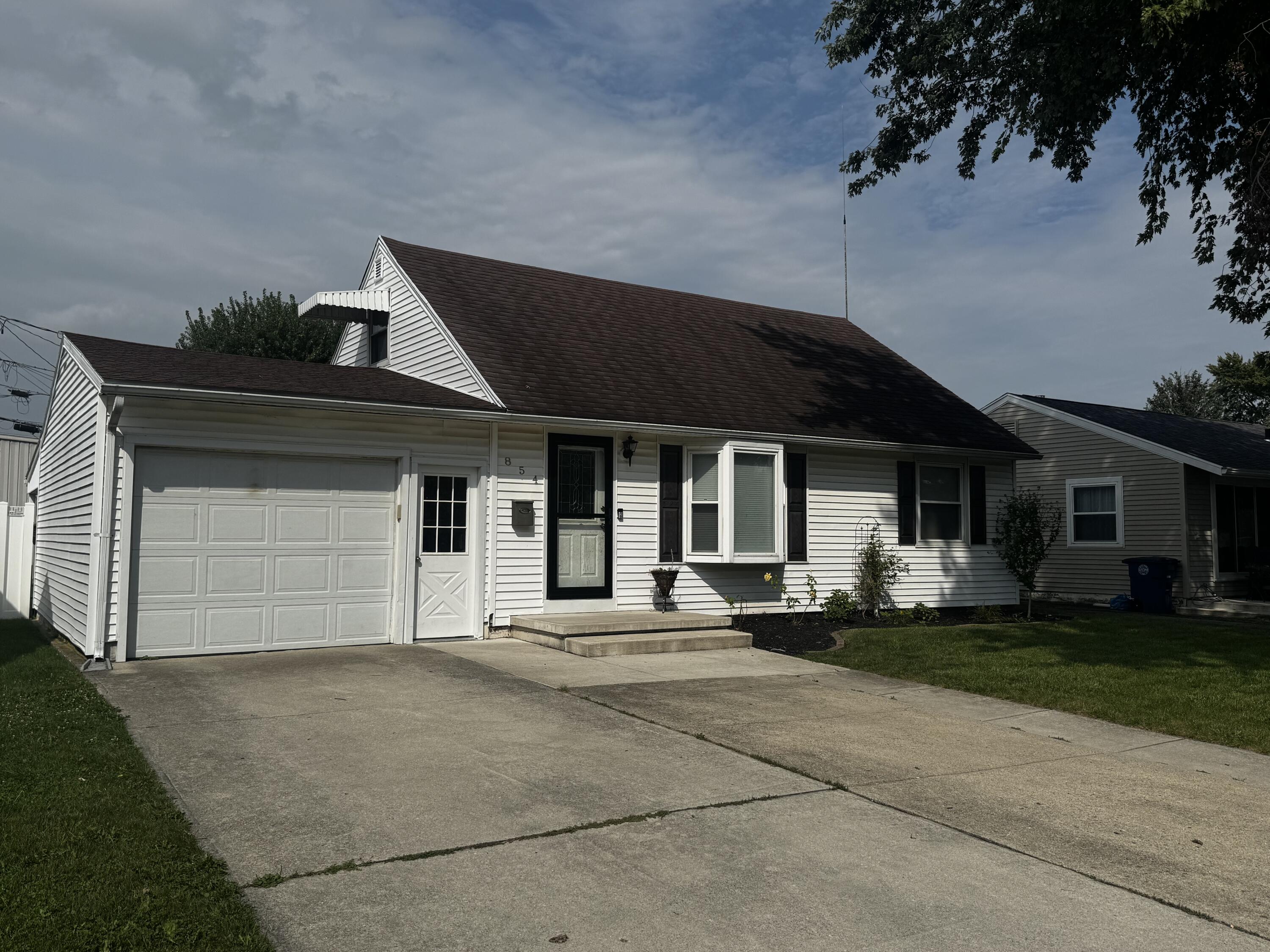 854 Lake, Saint Marys, Ohio 45885