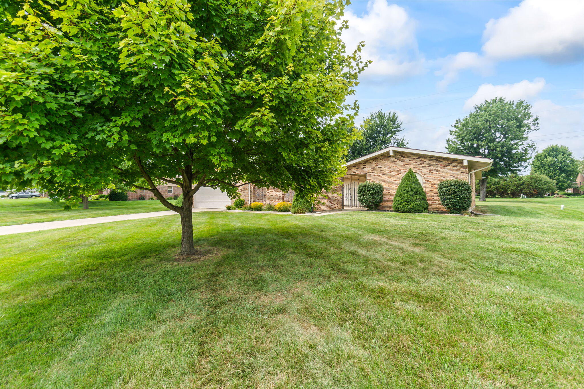 845 Burnside, Tipp City, Ohio 45371