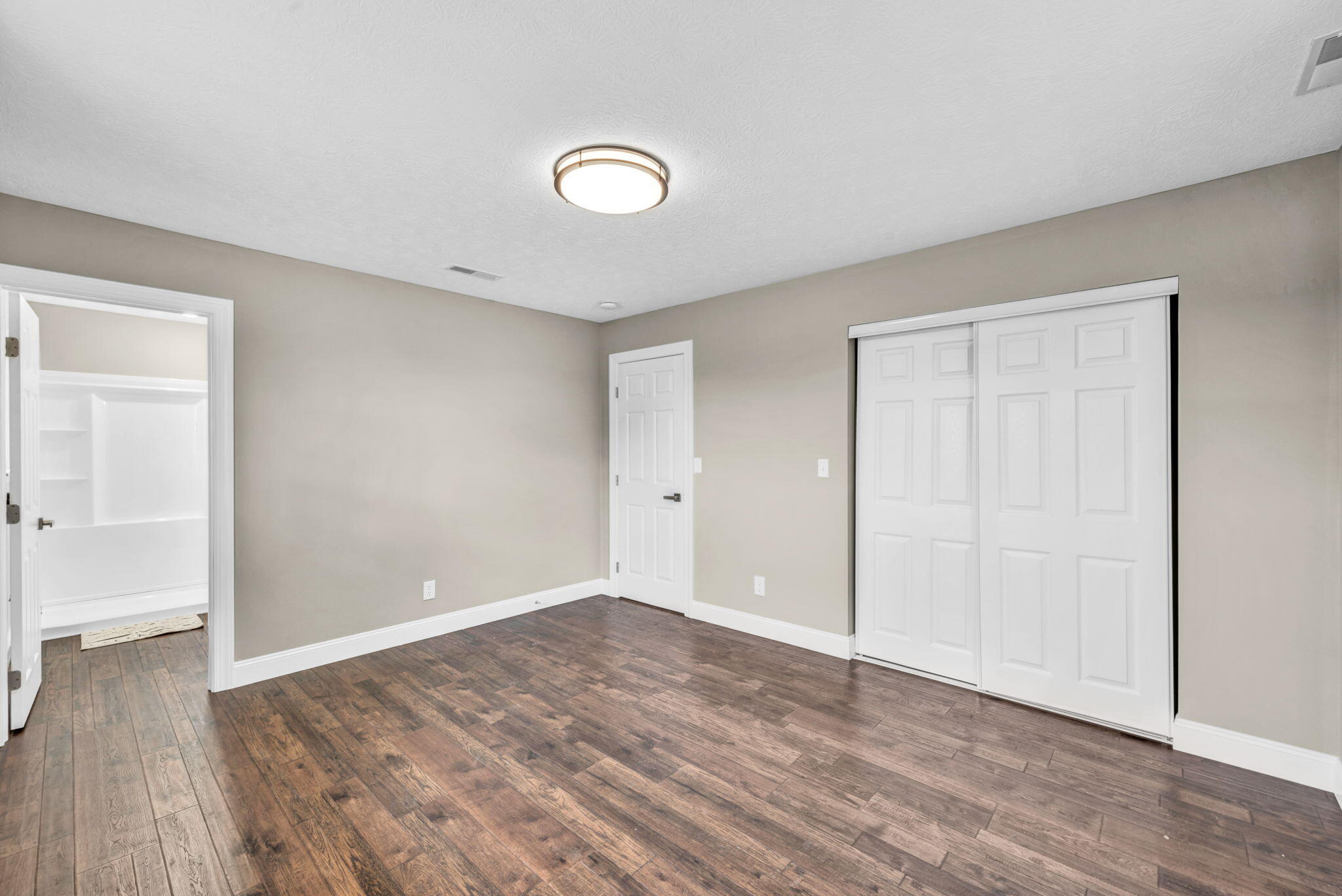 9011 State Route 245, De Graff, Ohio 43318