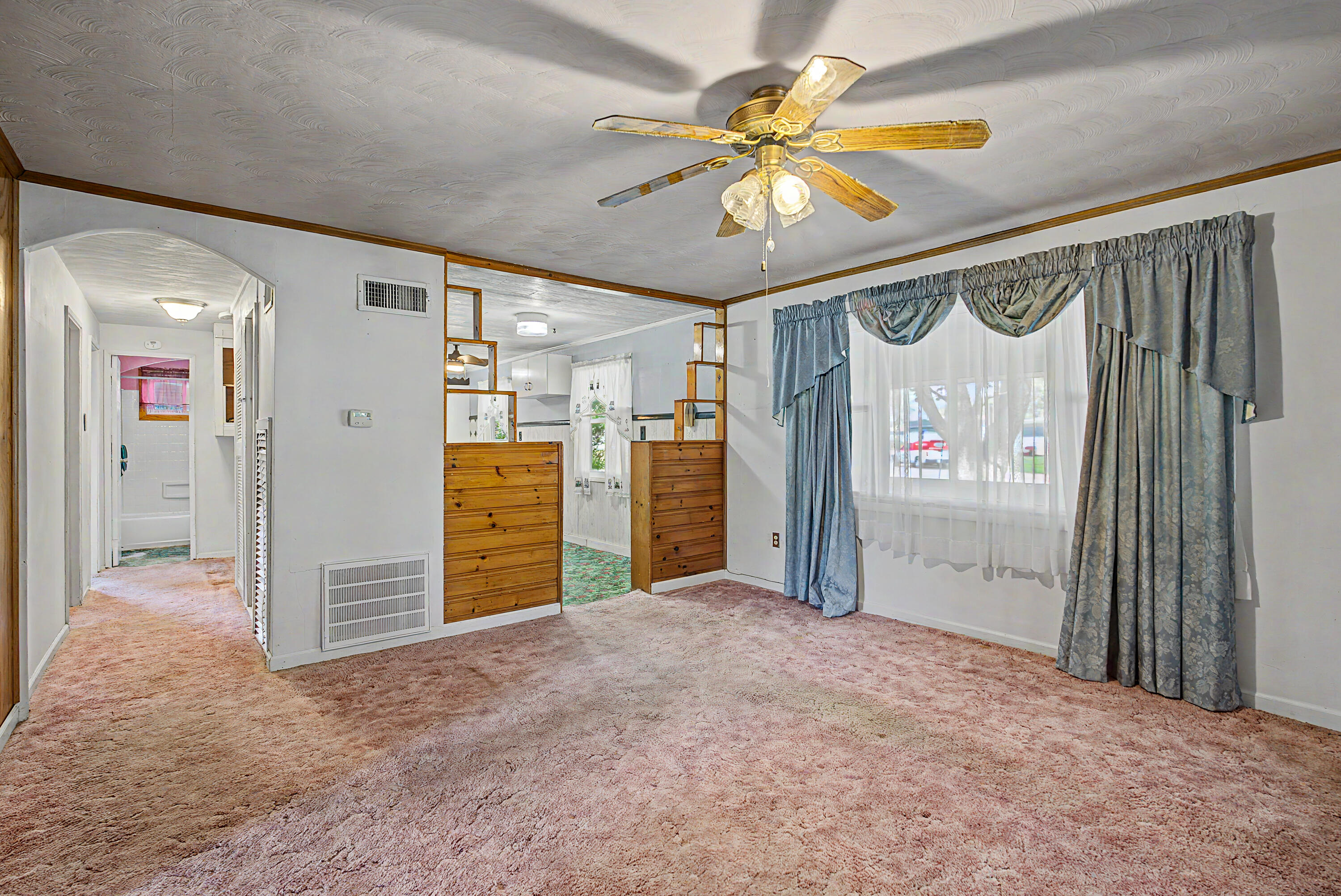 300 Fenwick, New Carlisle, Ohio 45344