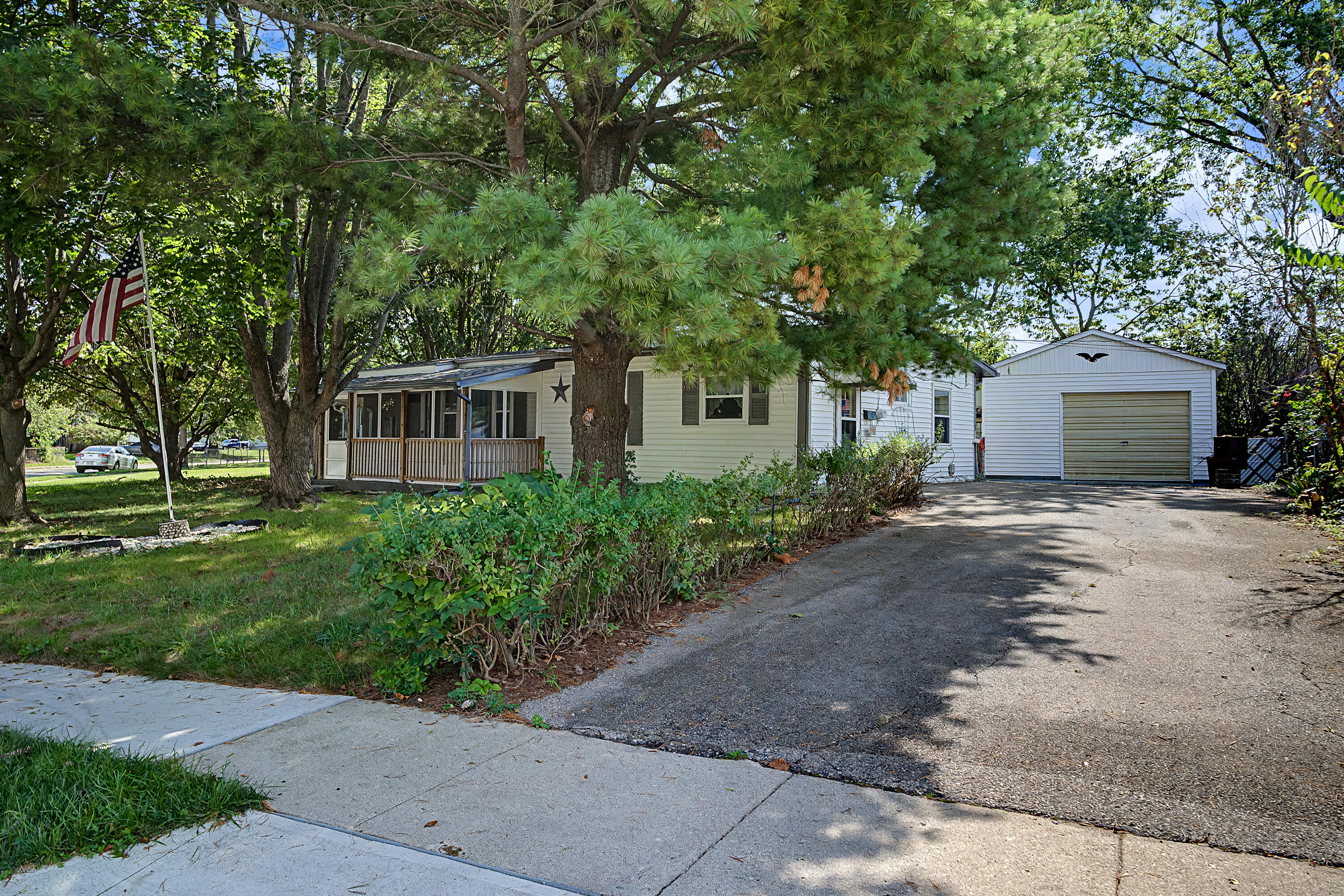 300 Fenwick, New Carlisle, Ohio 45344