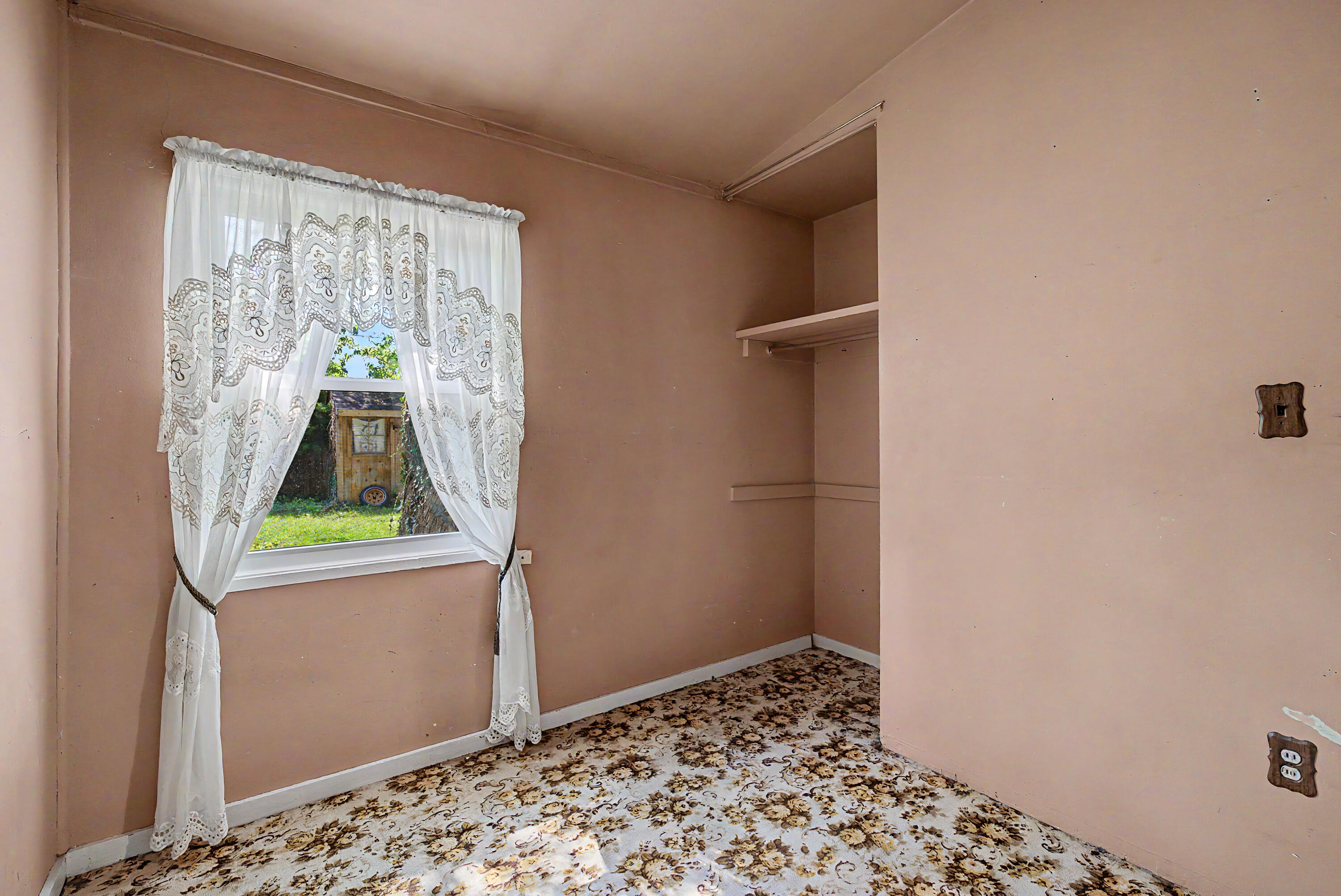 300 Fenwick, New Carlisle, Ohio 45344