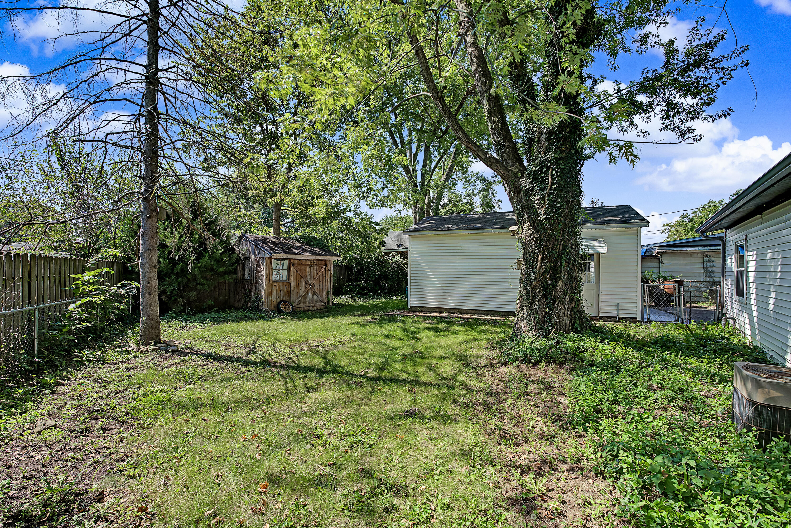 300 Fenwick, New Carlisle, Ohio 45344