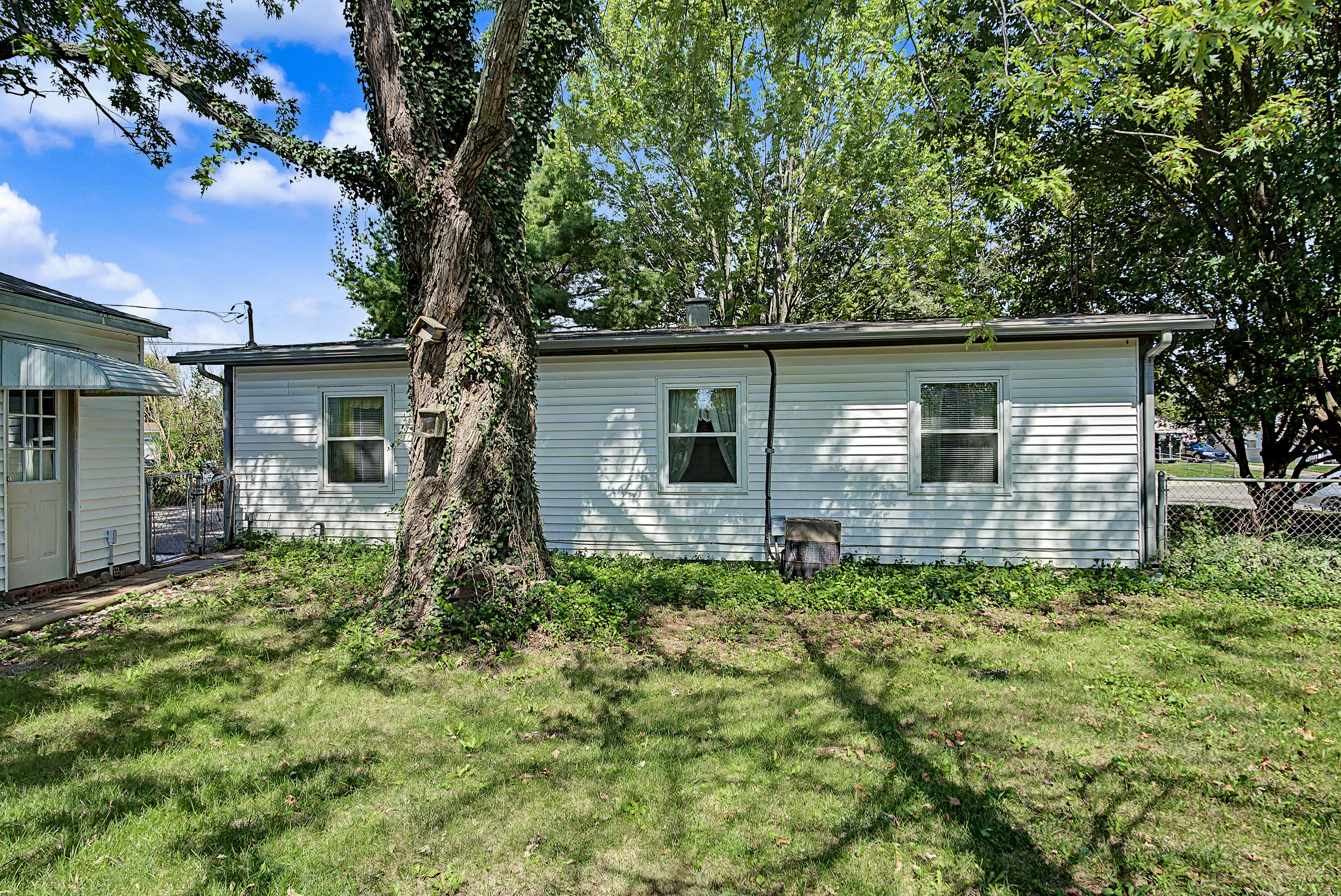 300 Fenwick, New Carlisle, Ohio 45344
