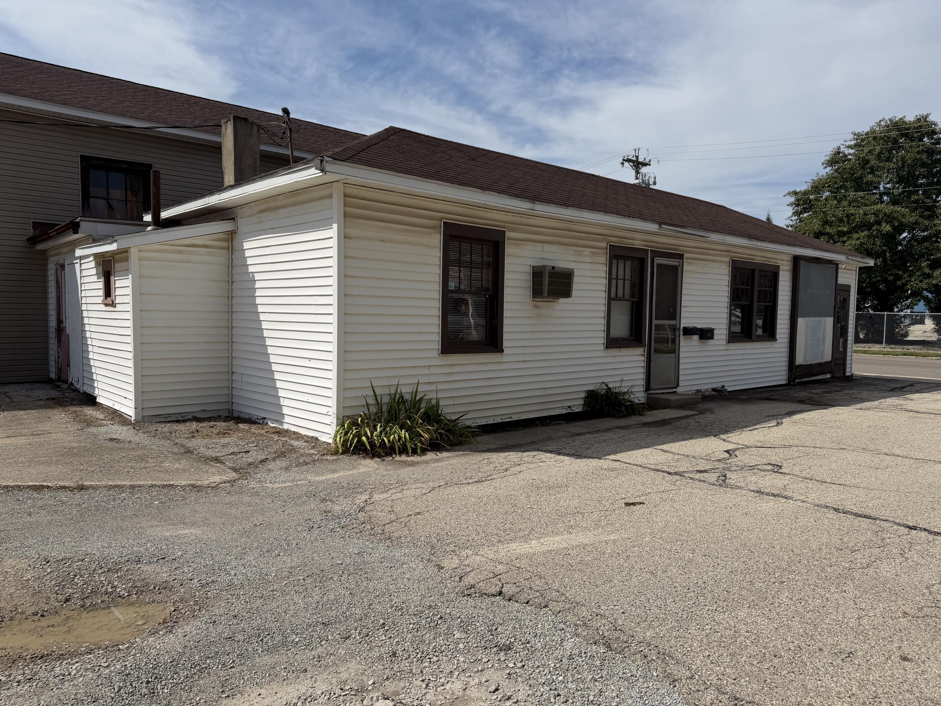 1015 High, Piqua, Ohio 45356