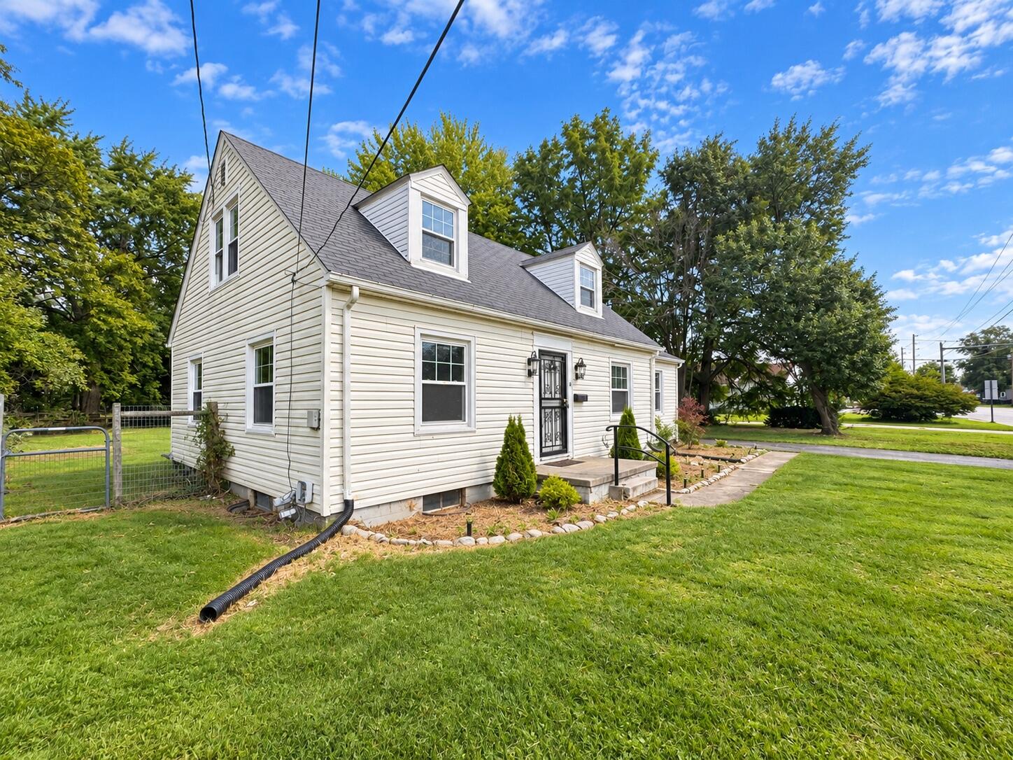 4 Richmond, London, Ohio 43140