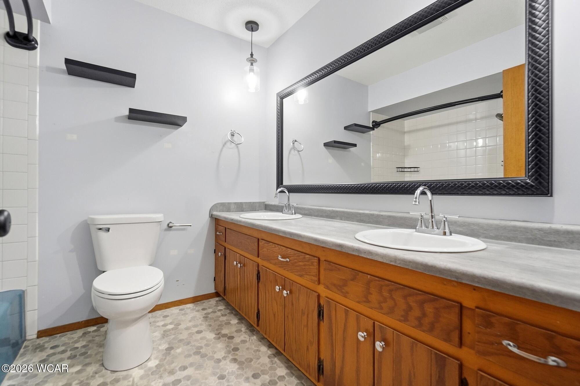 1444 Timberlane Drive, Lima, Ohio