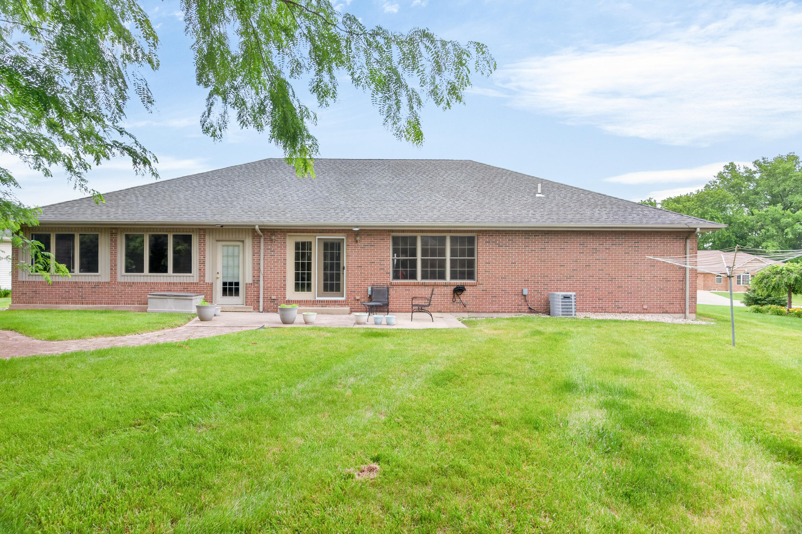 1185 Huron, Sidney, Ohio 45365