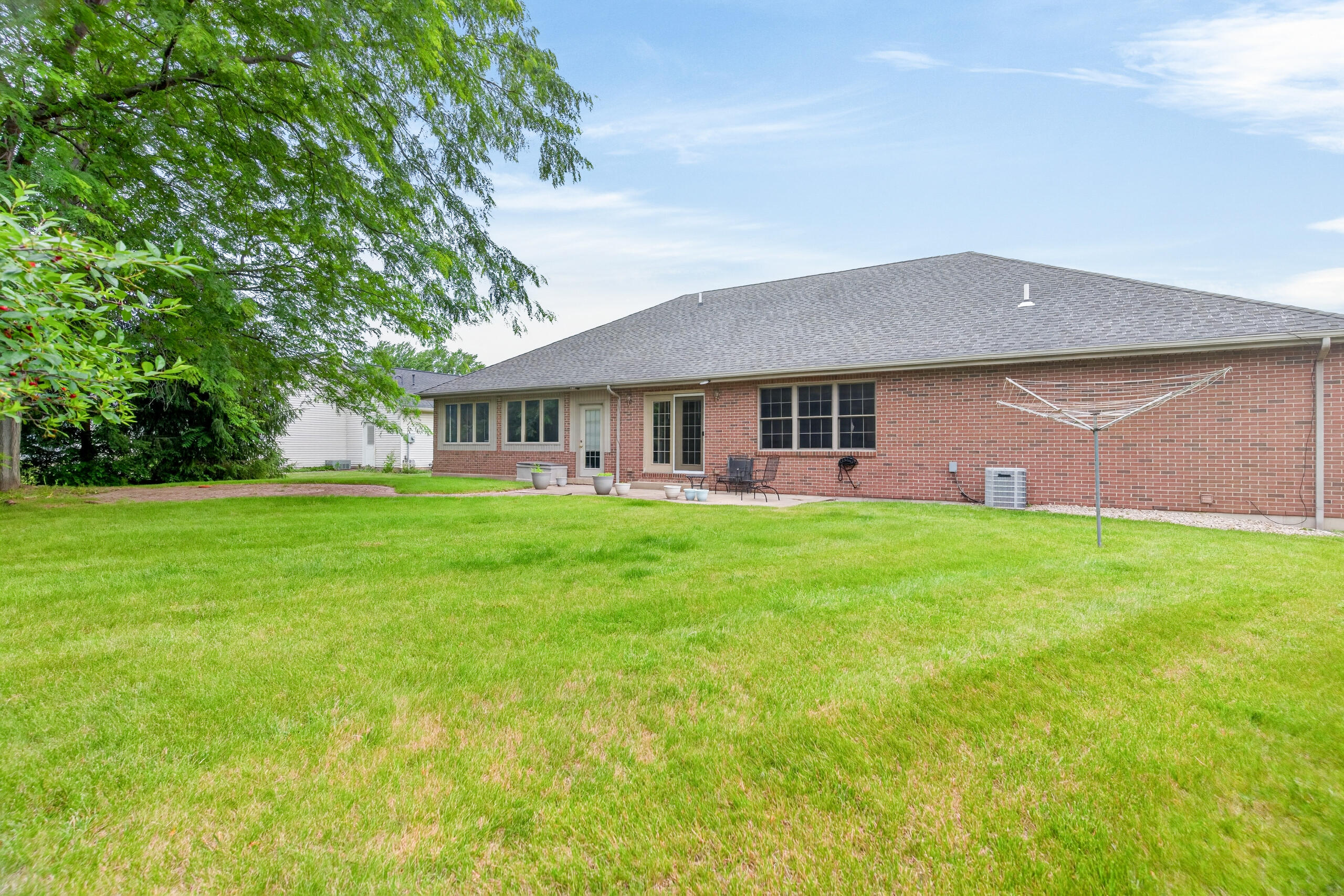 1185 Huron, Sidney, Ohio 45365