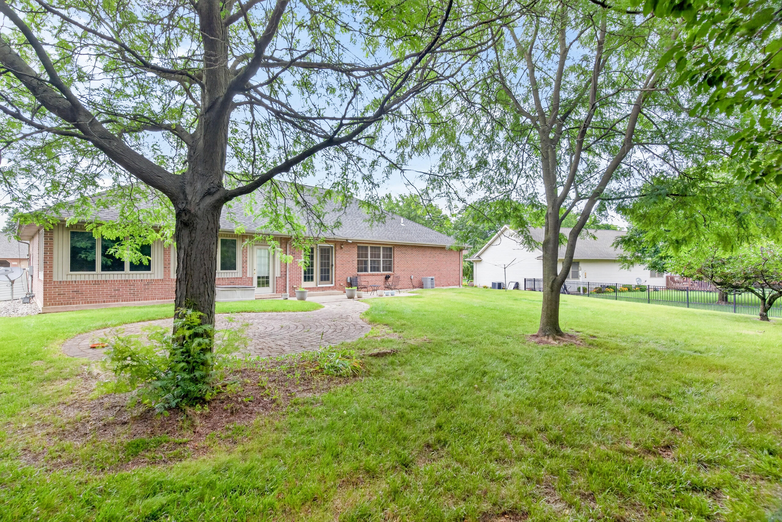 1185 Huron, Sidney, Ohio 45365