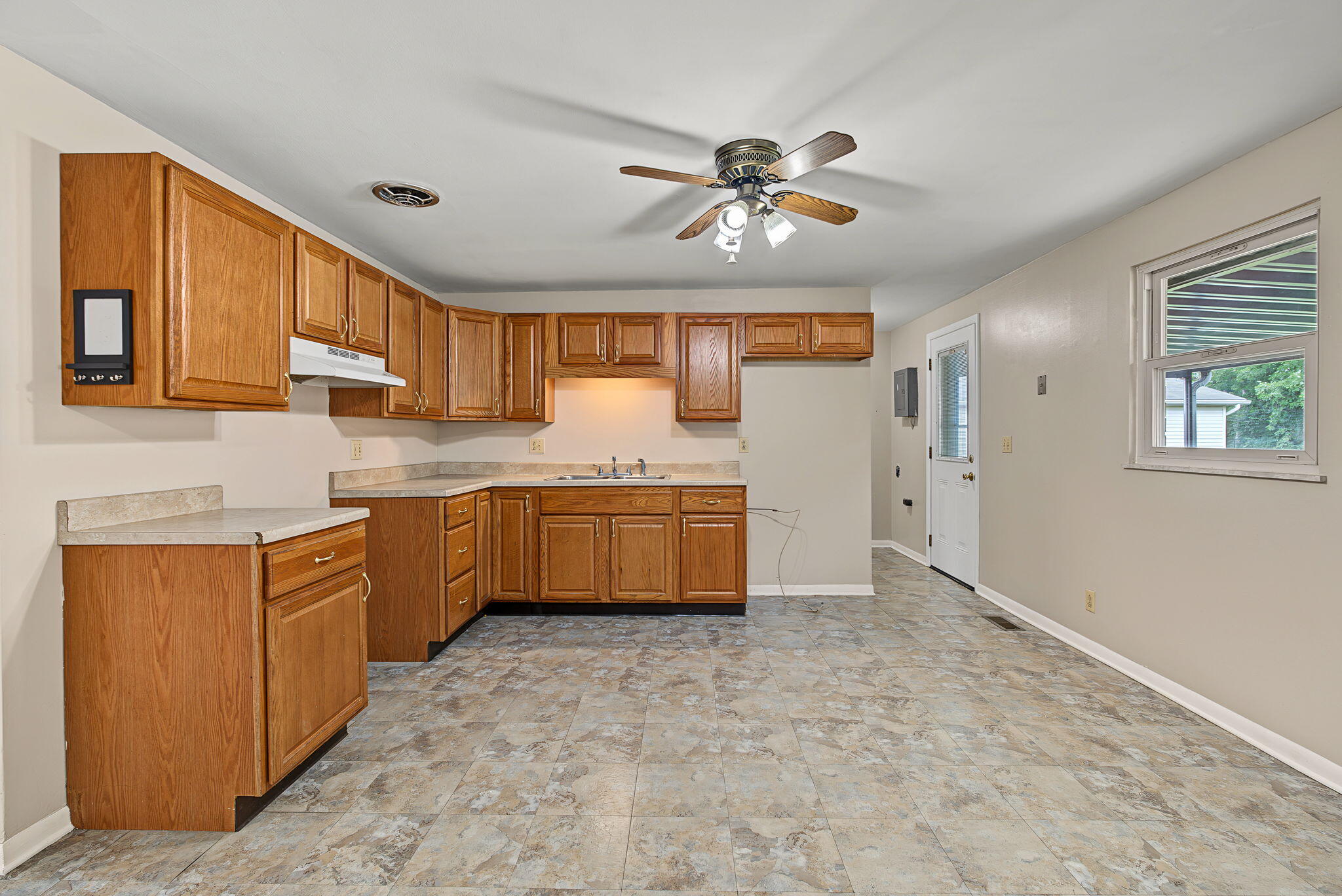 3746 Marion, Enon, Ohio 45323