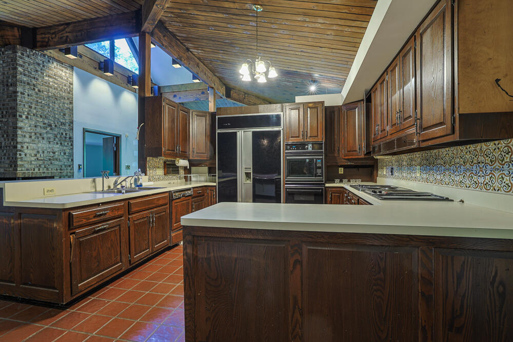 5445 Sherfield, Dayton, Ohio 45426