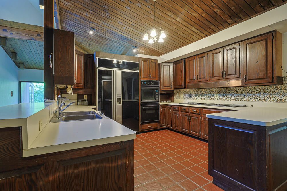 5445 Sherfield, Dayton, Ohio 45426