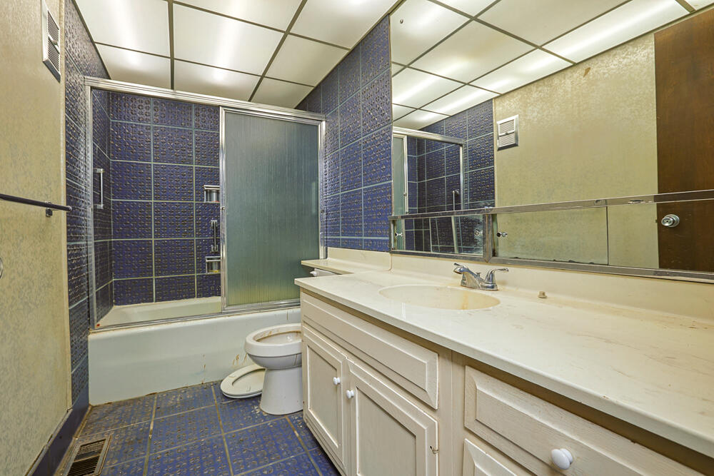 5445 Sherfield, Dayton, Ohio 45426