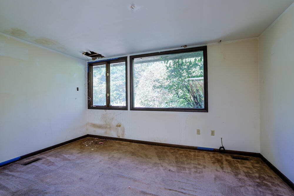 5445 Sherfield, Dayton, Ohio 45426