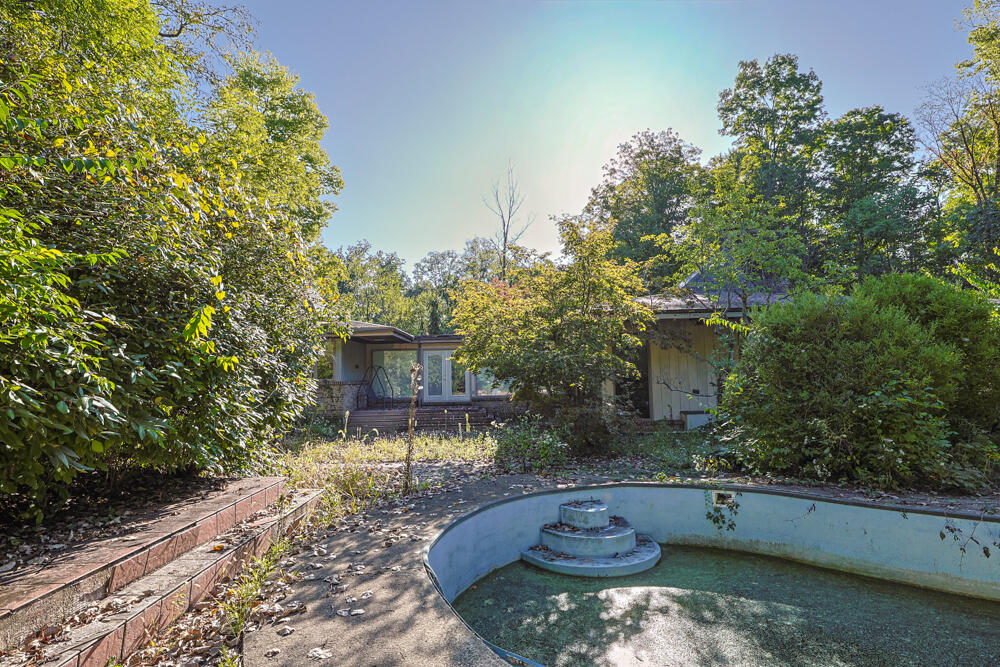 5445 Sherfield, Dayton, Ohio 45426