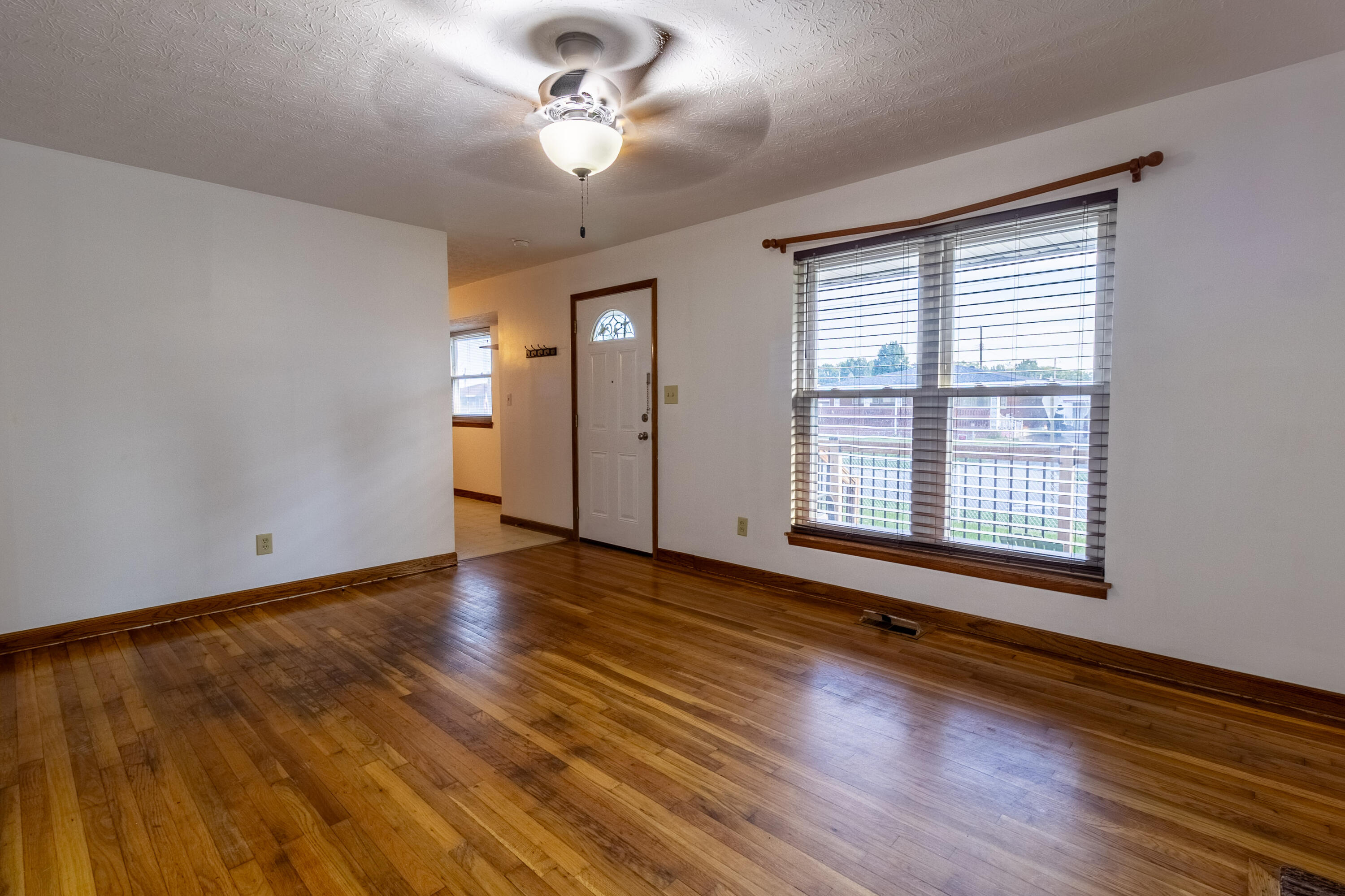 120 Ziegler, Columbus, Ohio 43207