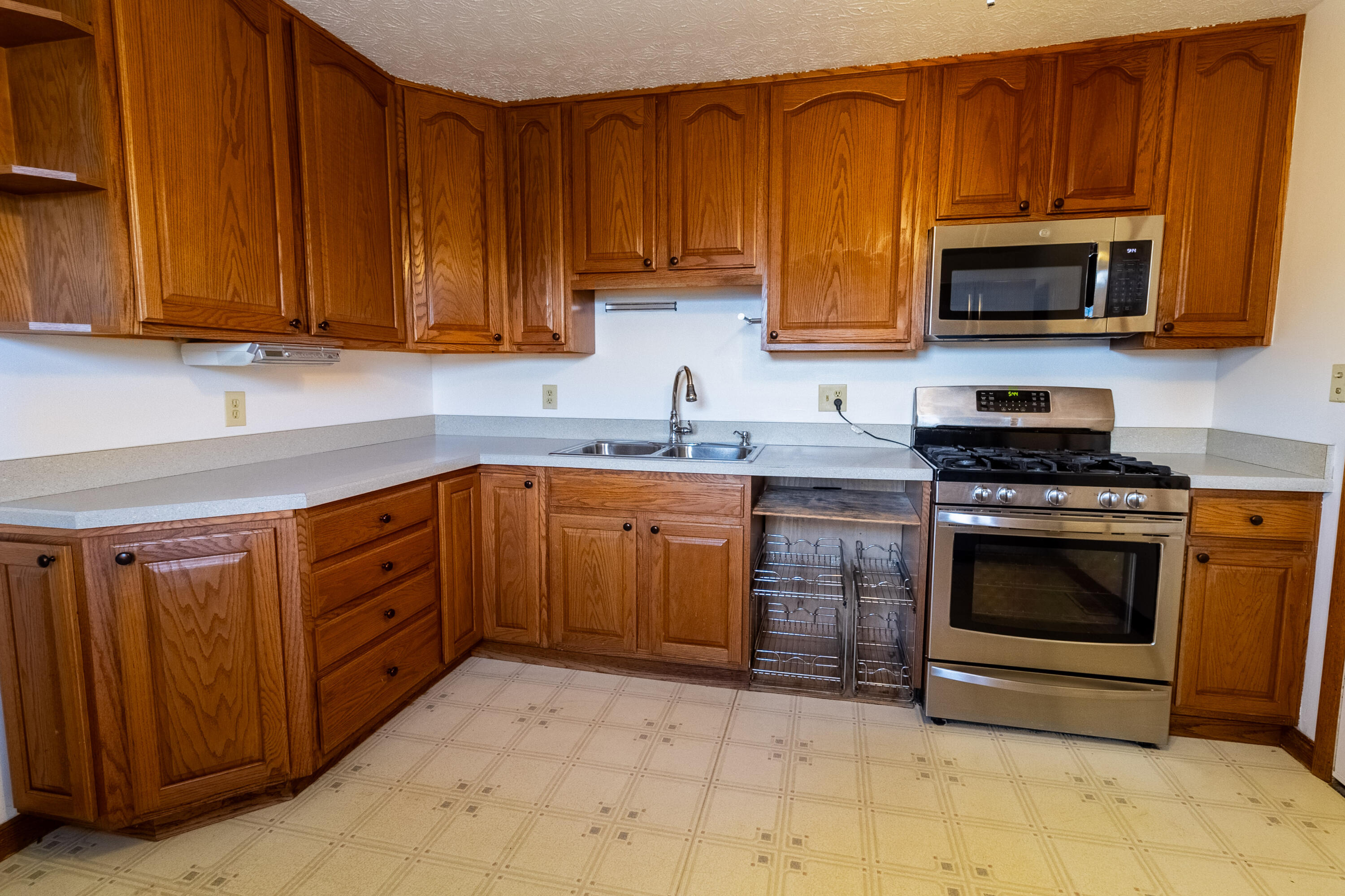 120 Ziegler, Columbus, Ohio 43207