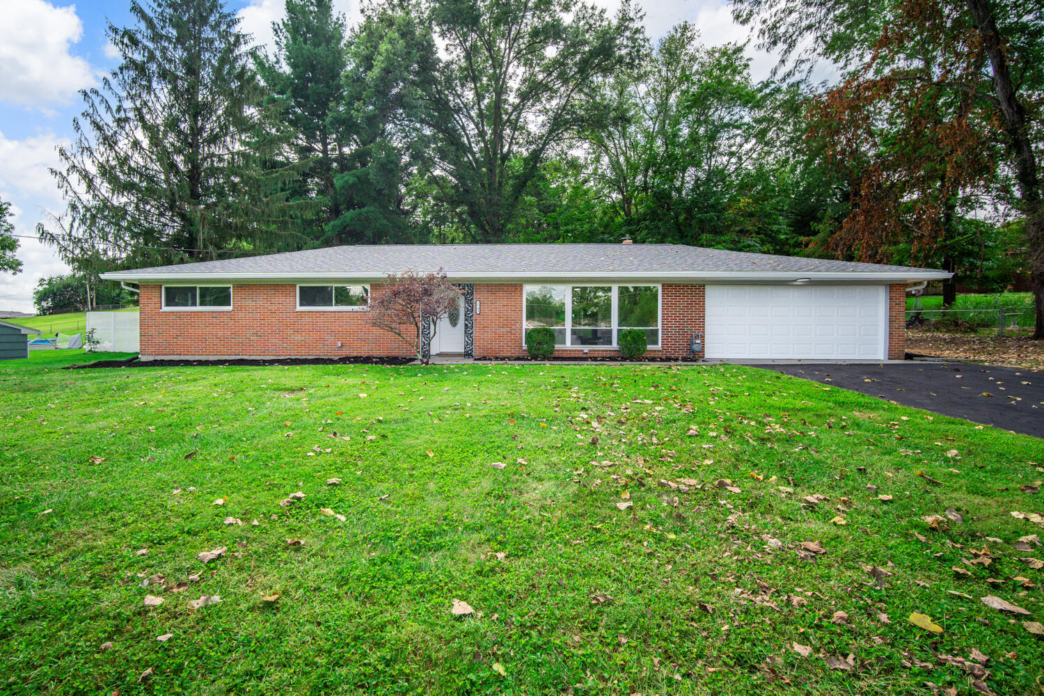 2743 Ironwood, Springfield, Ohio 45505