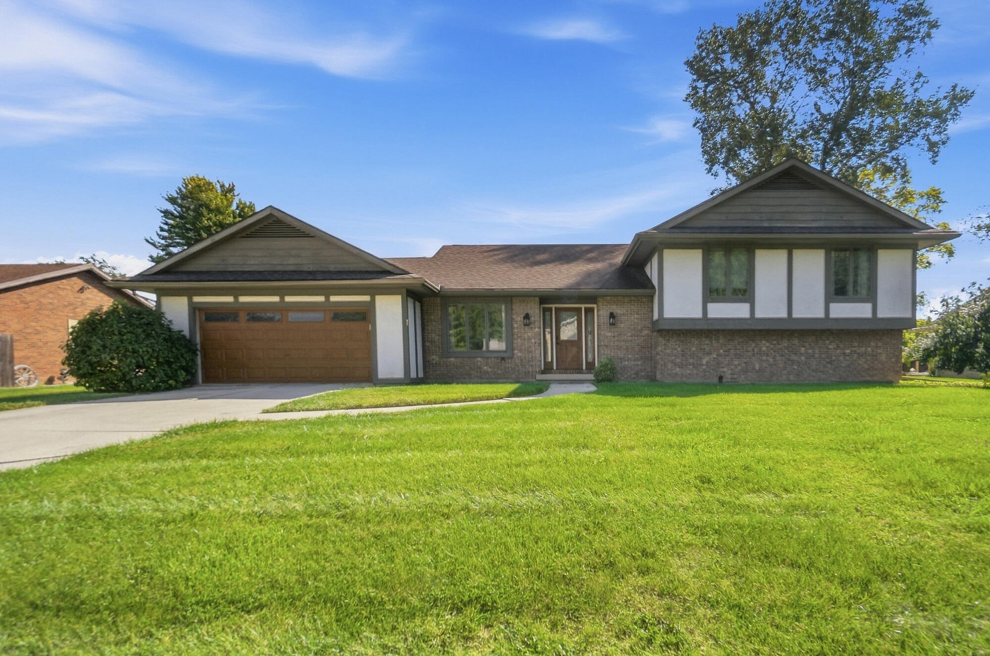 1444 Timberlane, Lima, Ohio 45805