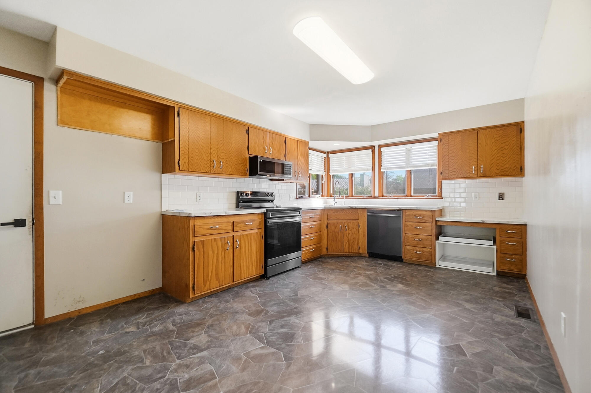 1444 Timberlane, Lima, Ohio 45805
