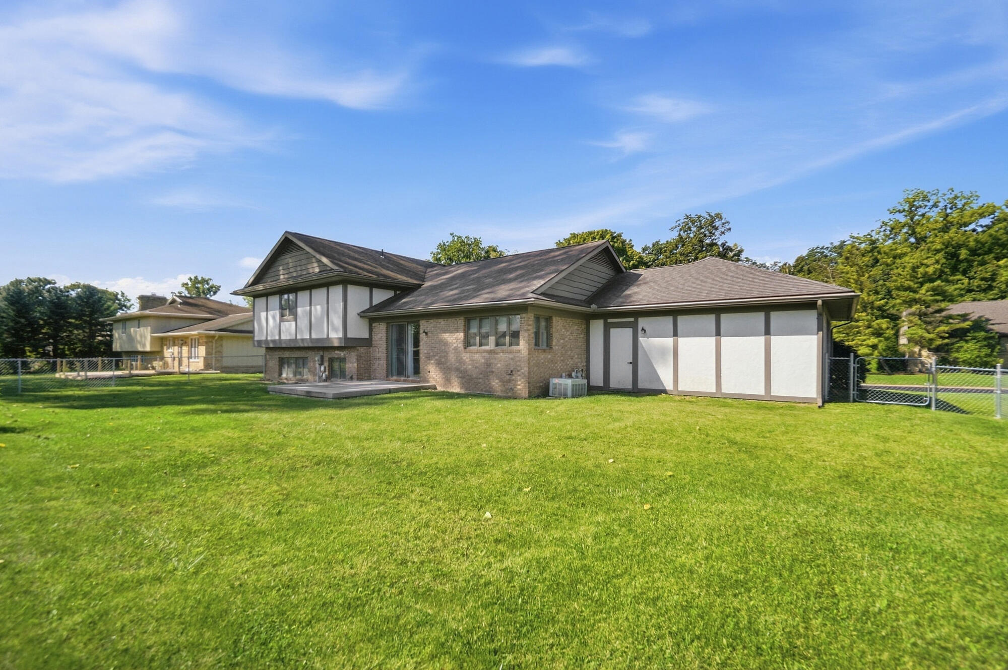 1444 Timberlane, Lima, Ohio 45805