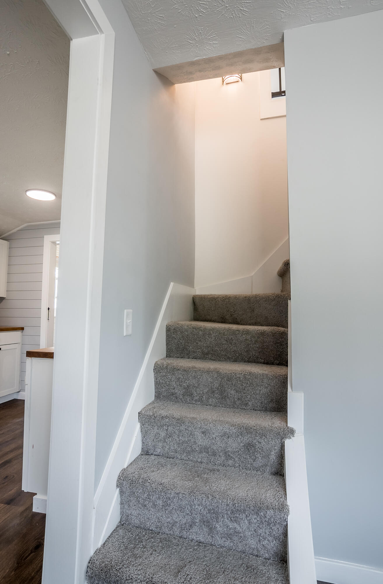 142 James, Bradford, Ohio 45308