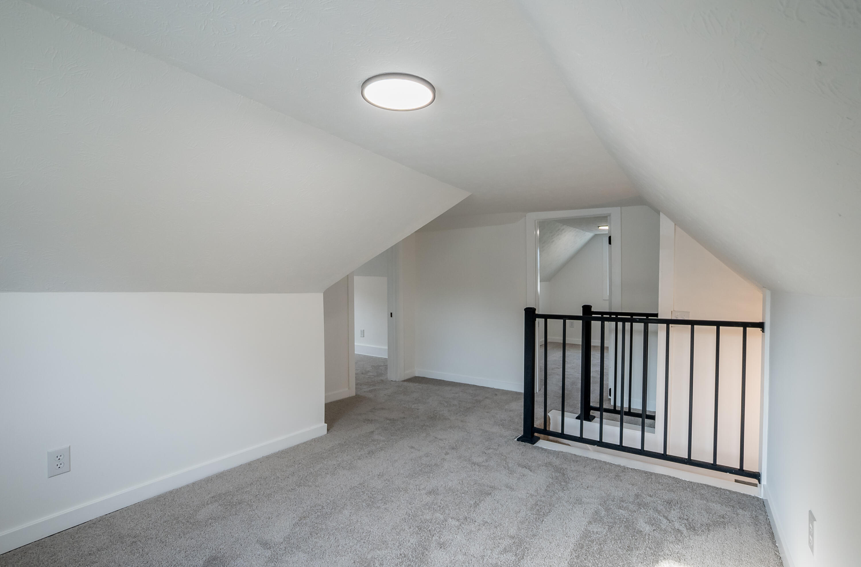 142 James, Bradford, Ohio 45308