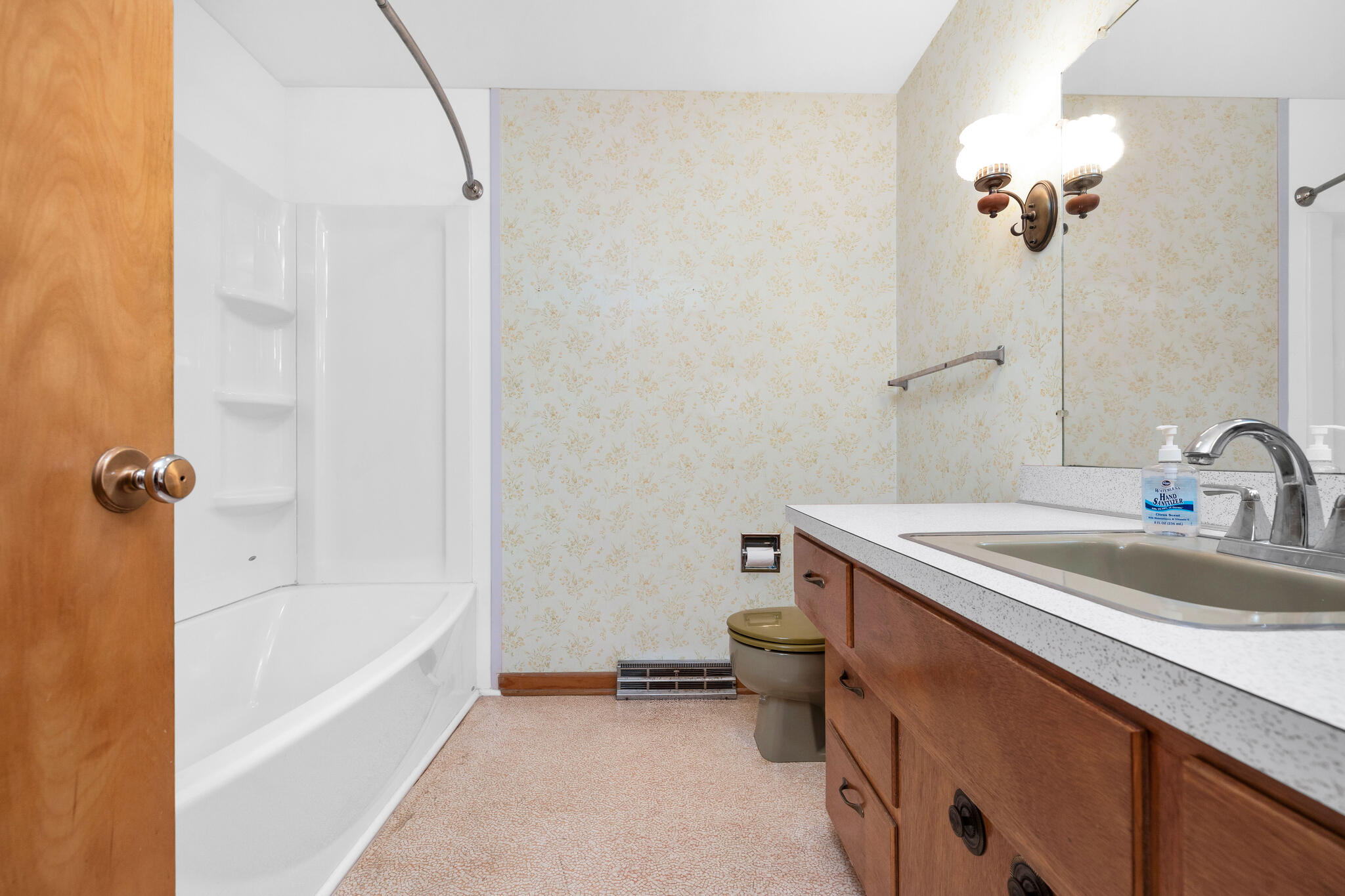 250 Geneva, Dunkirk, Ohio 45836
