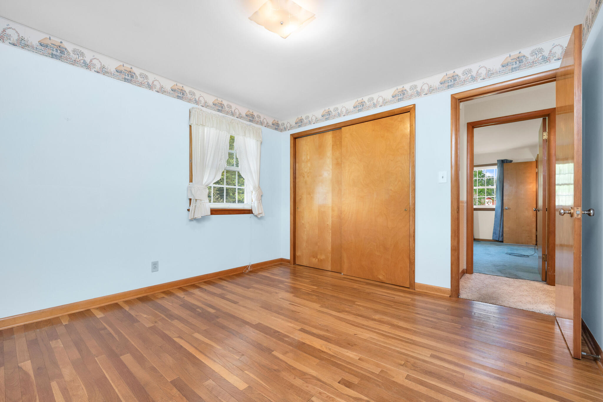 250 Geneva, Dunkirk, Ohio 45836