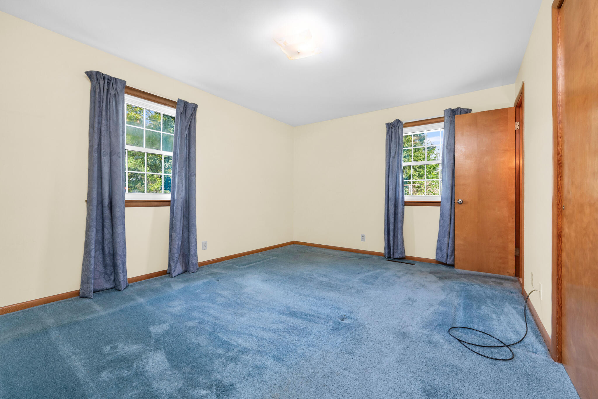 250 Geneva, Dunkirk, Ohio 45836