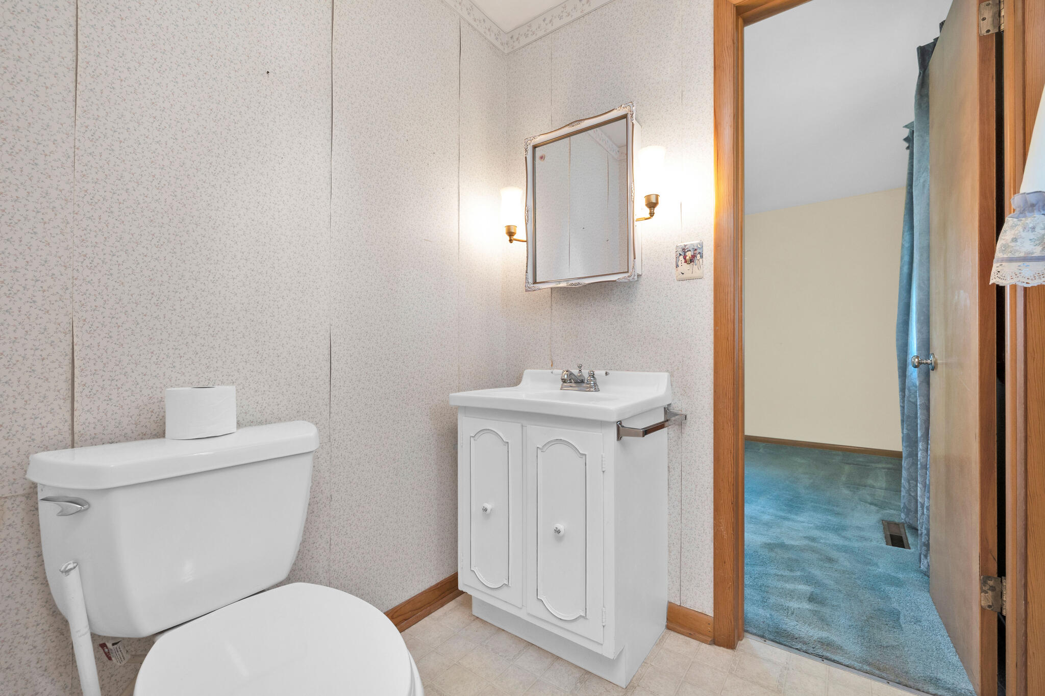 250 Geneva, Dunkirk, Ohio 45836