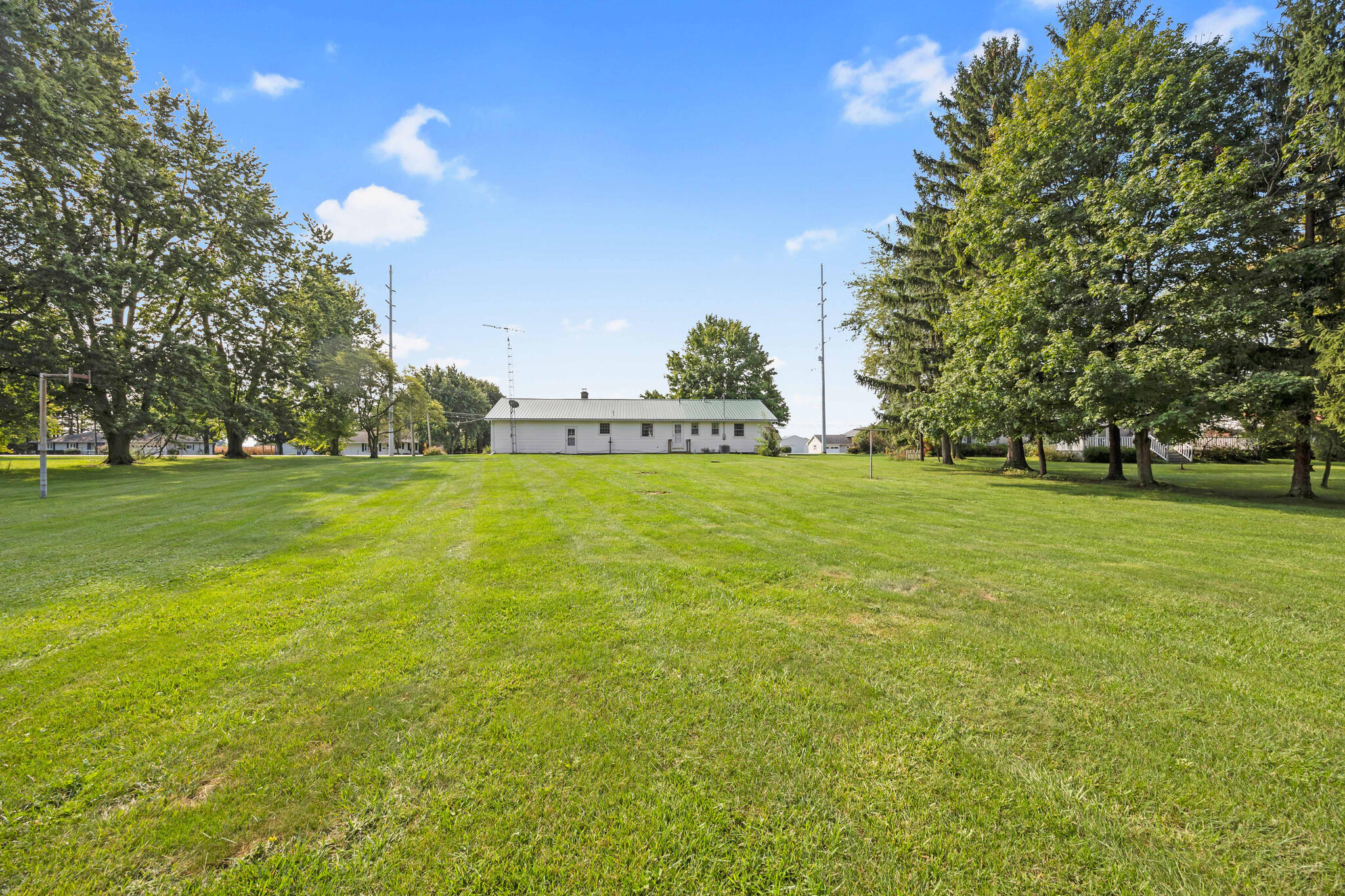 250 Geneva, Dunkirk, Ohio 45836