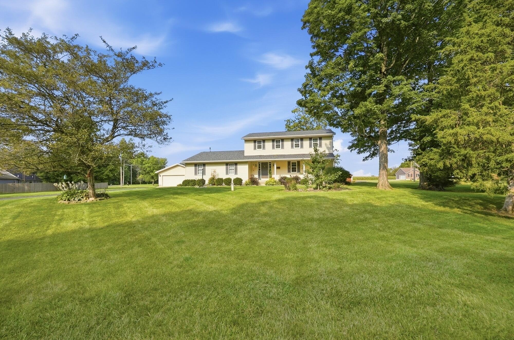 1667 Bending Tree, New Carlisle, Ohio 45344