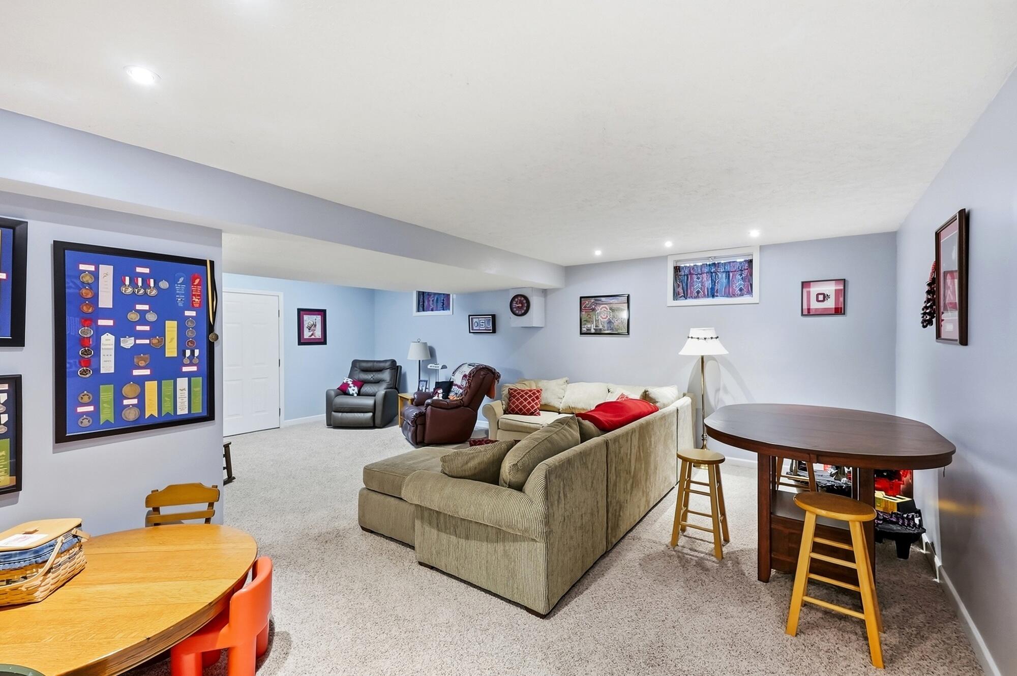 1667 Bending Tree, New Carlisle, Ohio 45344