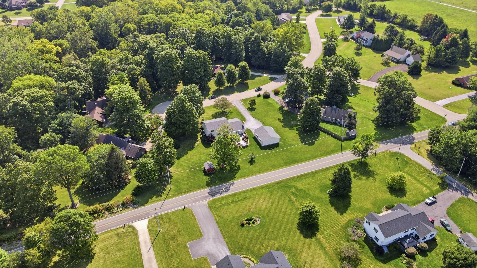 1667 Bending Tree, New Carlisle, Ohio 45344