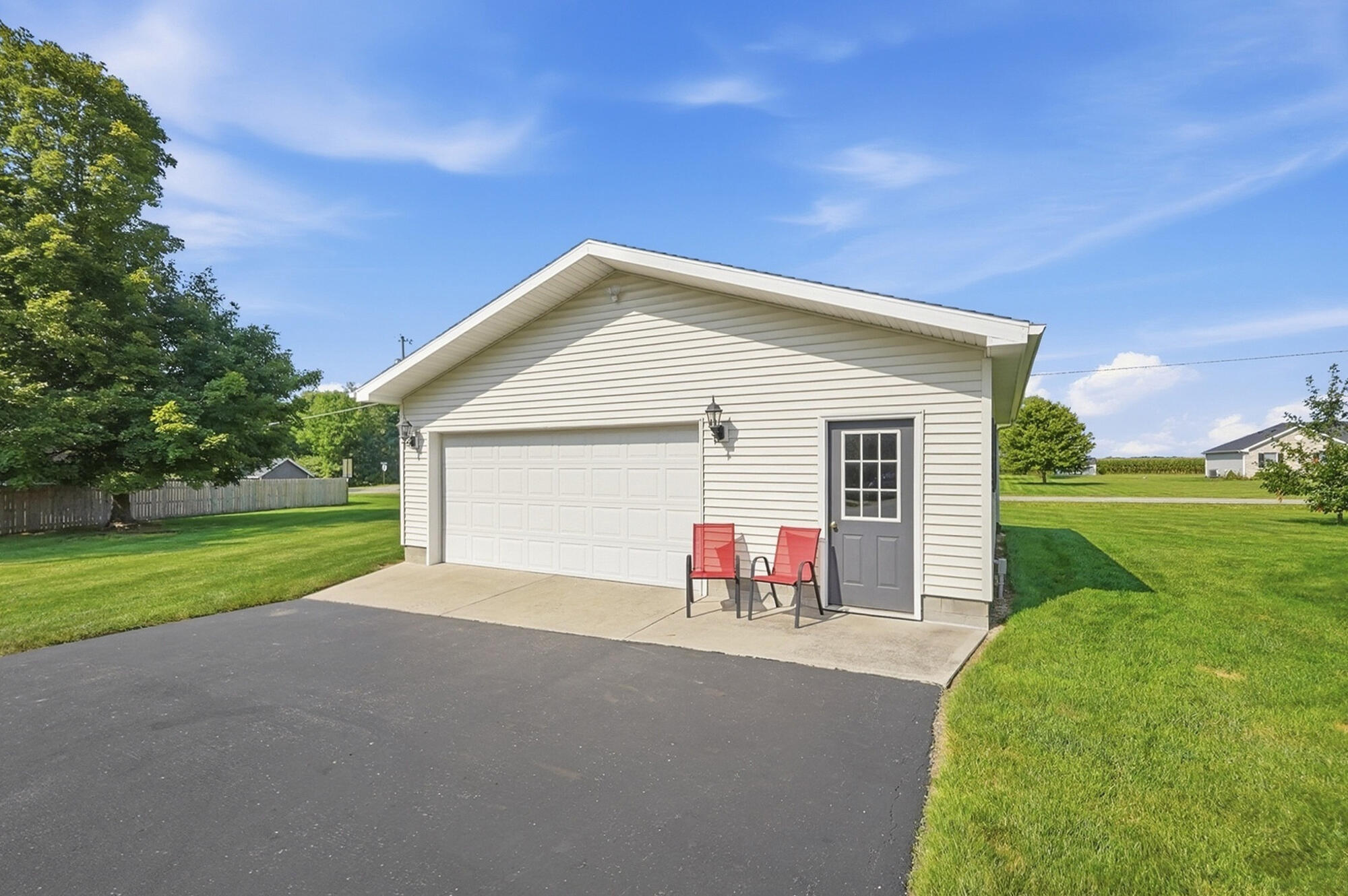 1667 Bending Tree, New Carlisle, Ohio 45344