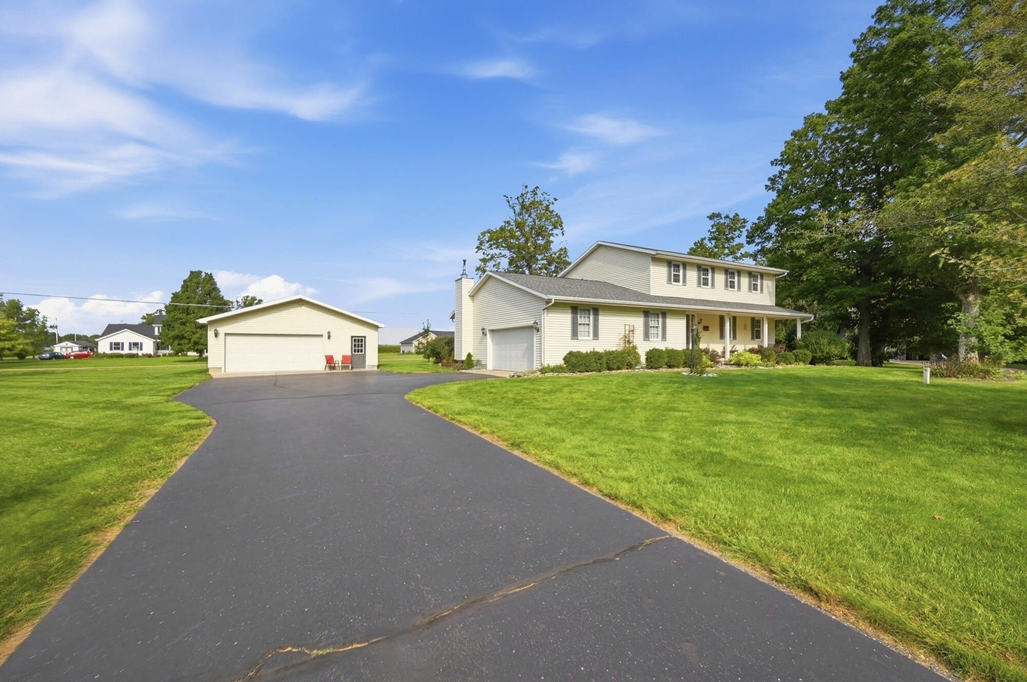 1667 Bending Tree, New Carlisle, Ohio 45344