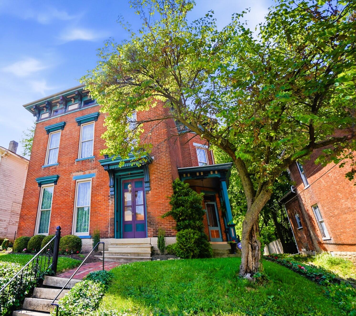 329 Plum, Springfield, Ohio 45506