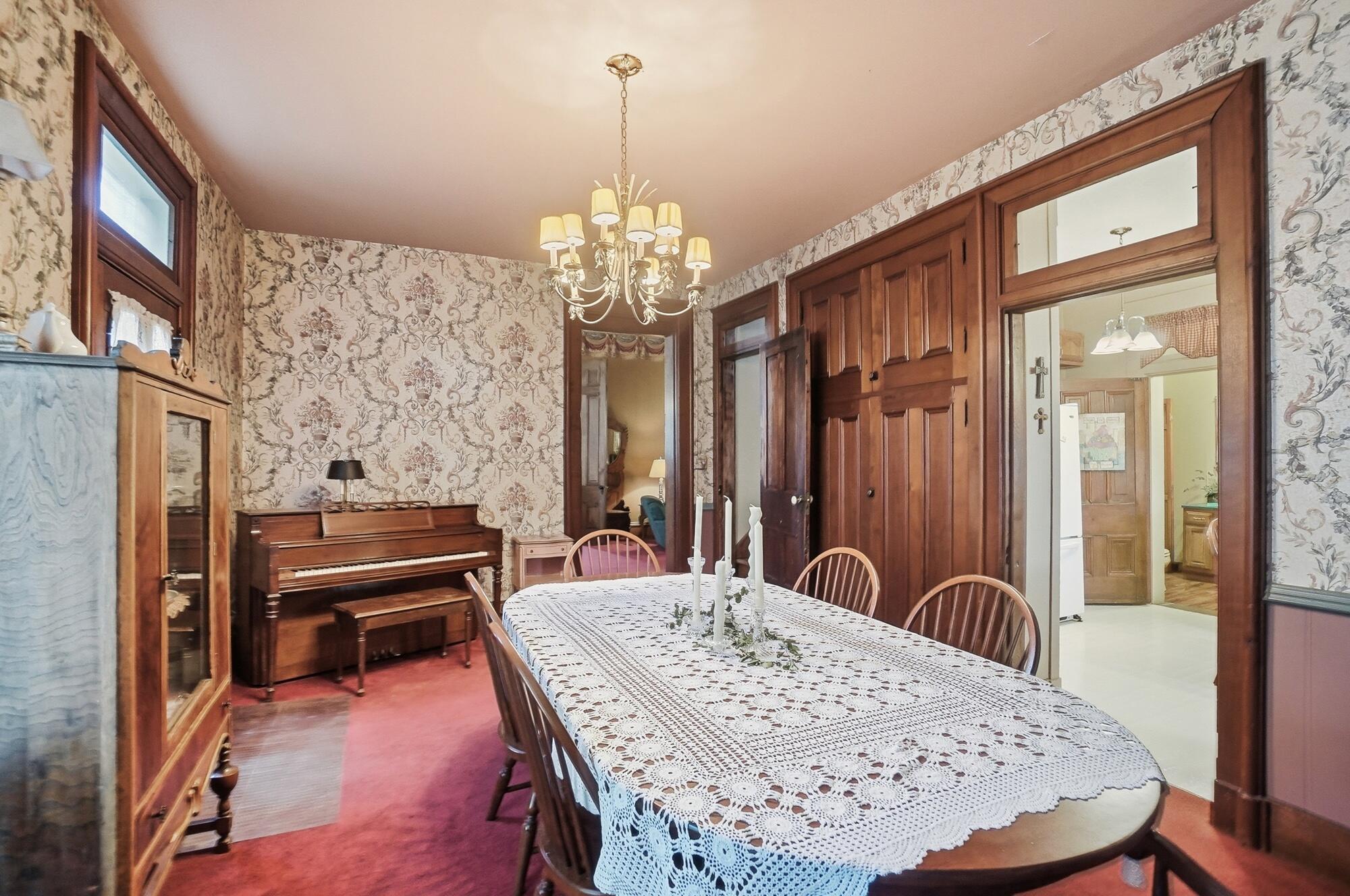 329 Plum, Springfield, Ohio 45506
