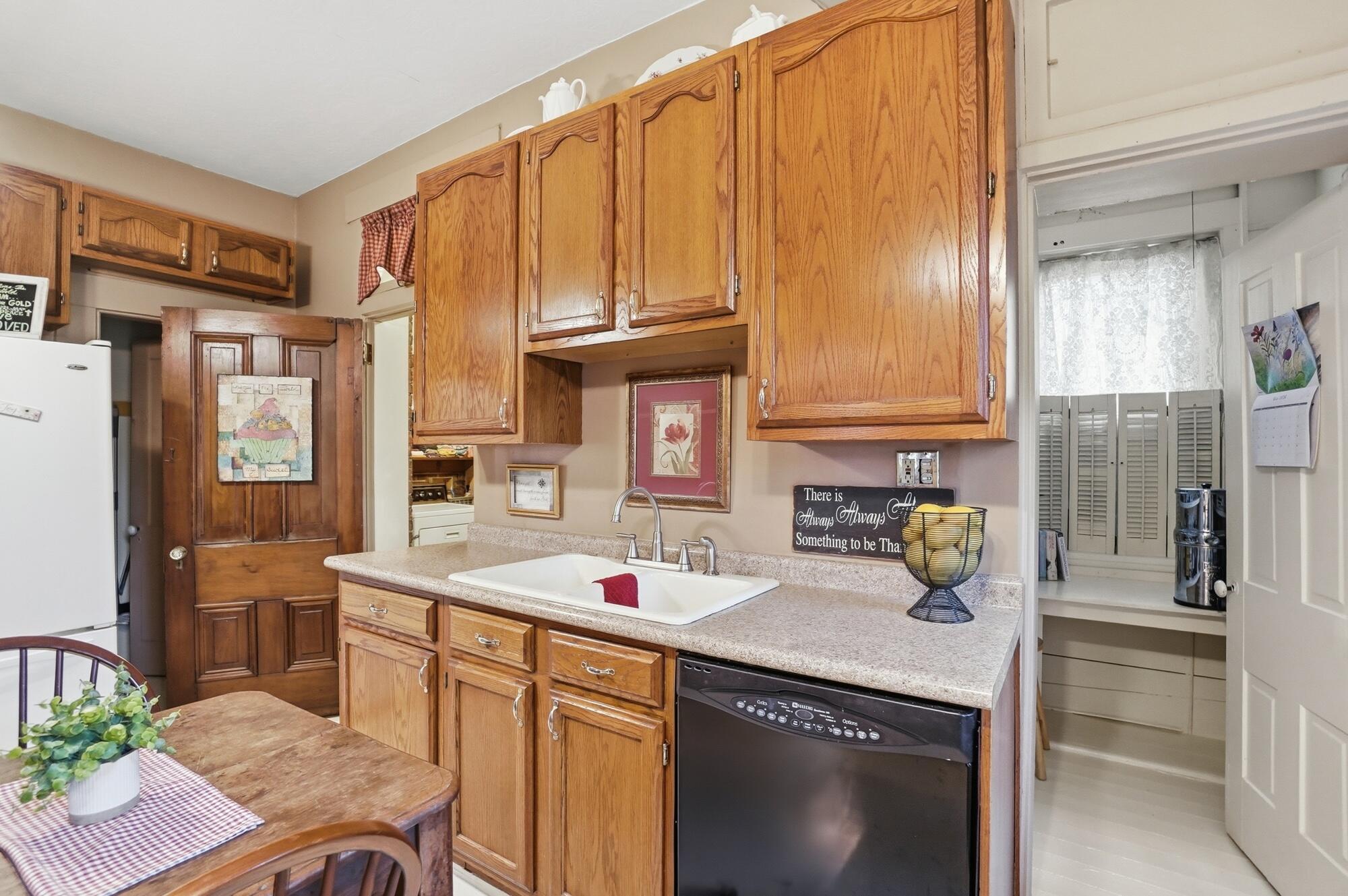 329 Plum, Springfield, Ohio 45506