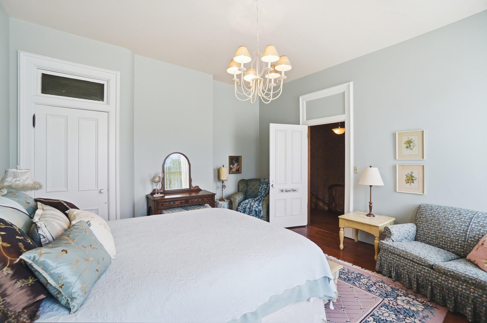 329 Plum, Springfield, Ohio 45506