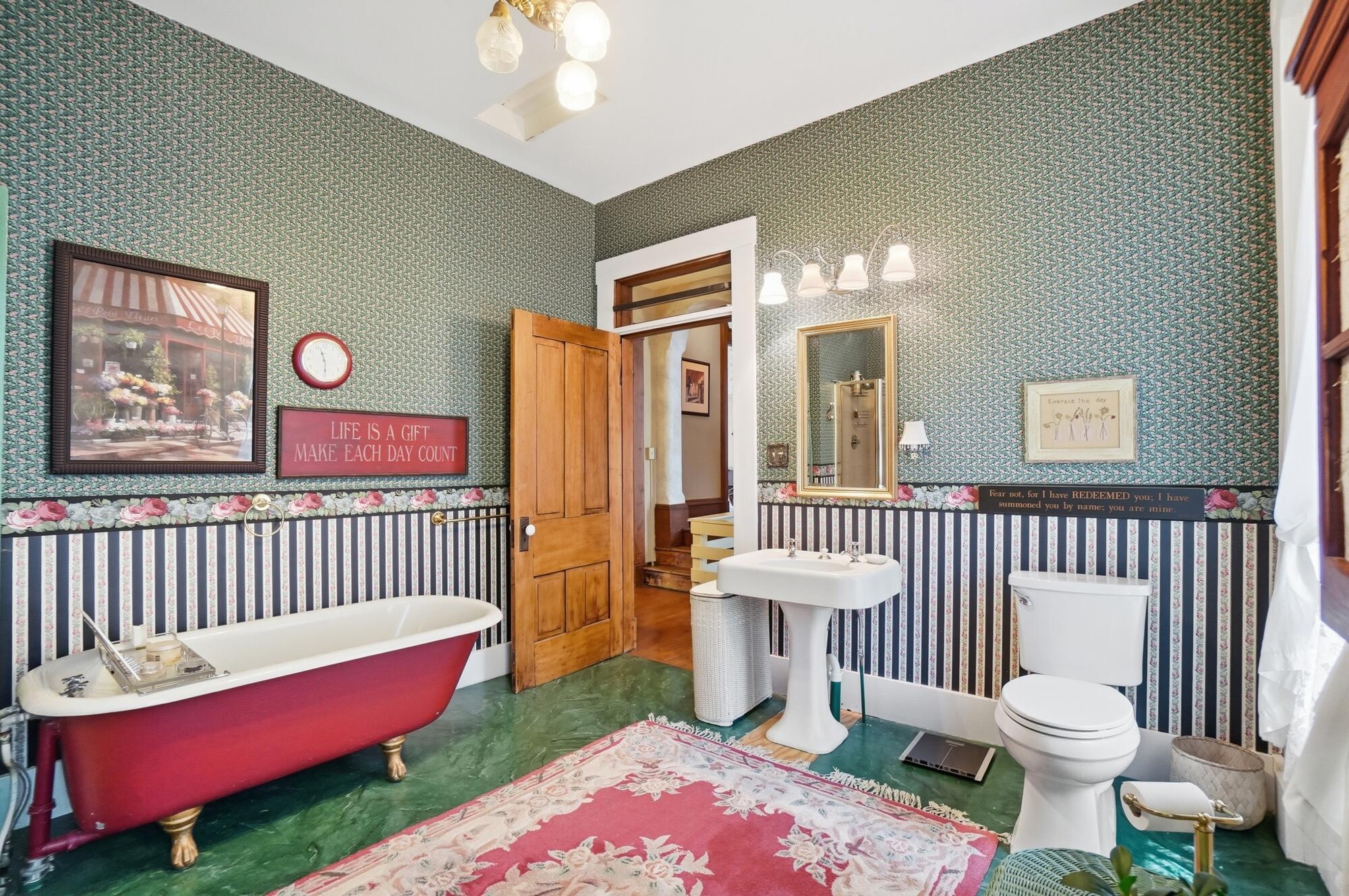 329 Plum, Springfield, Ohio 45506