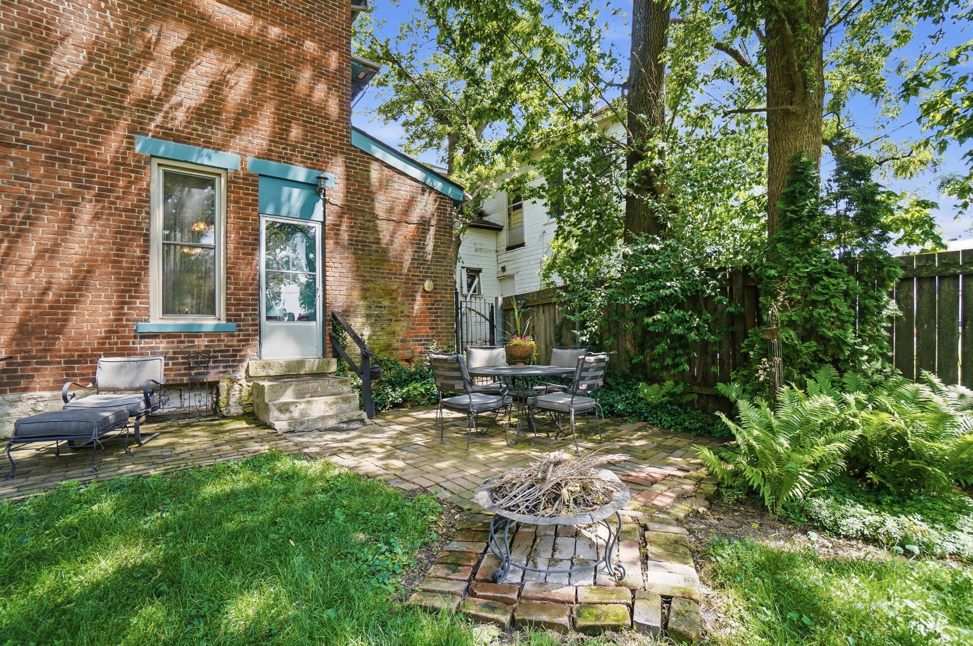 329 Plum, Springfield, Ohio 45506