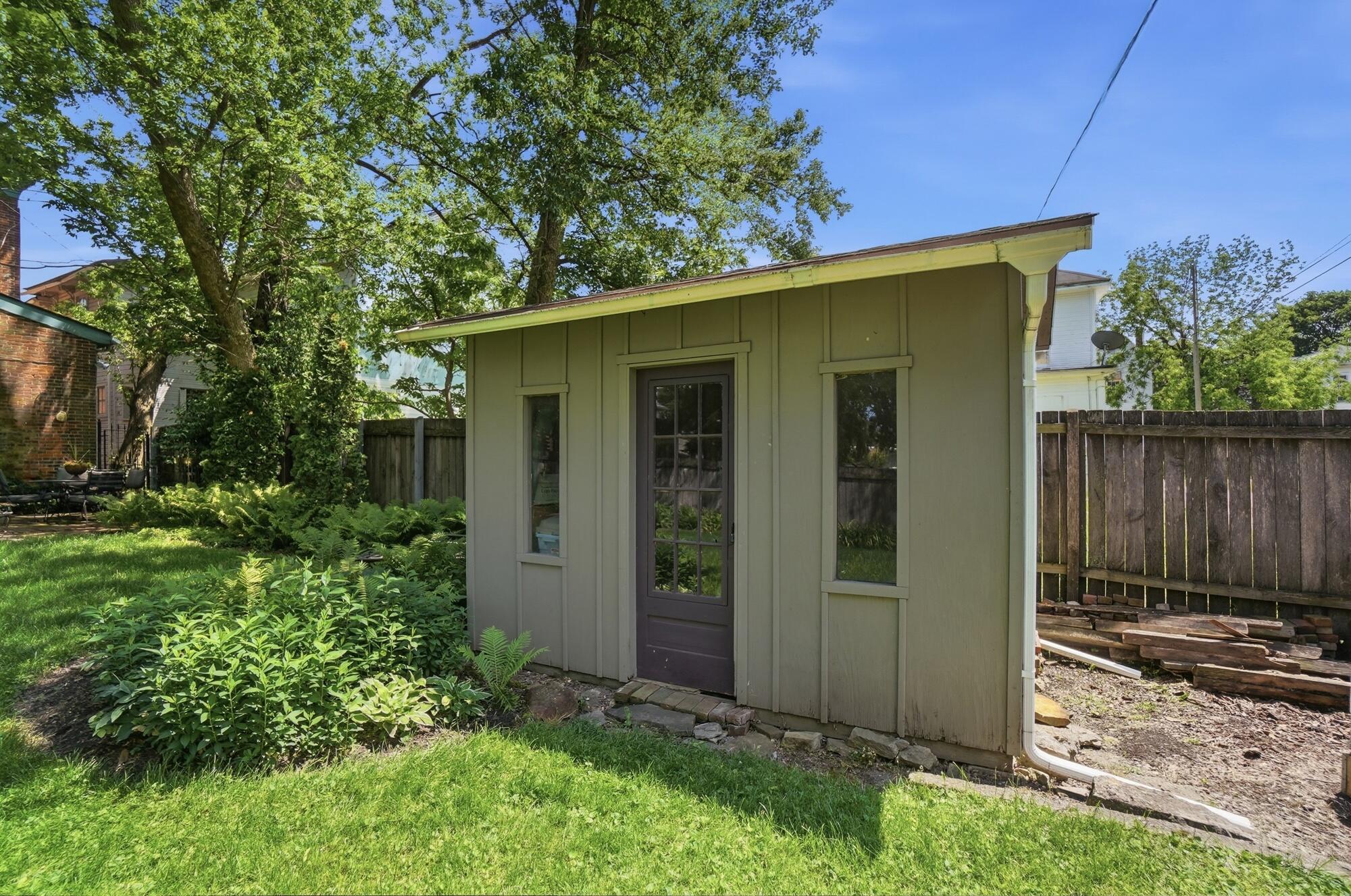 329 Plum, Springfield, Ohio 45506