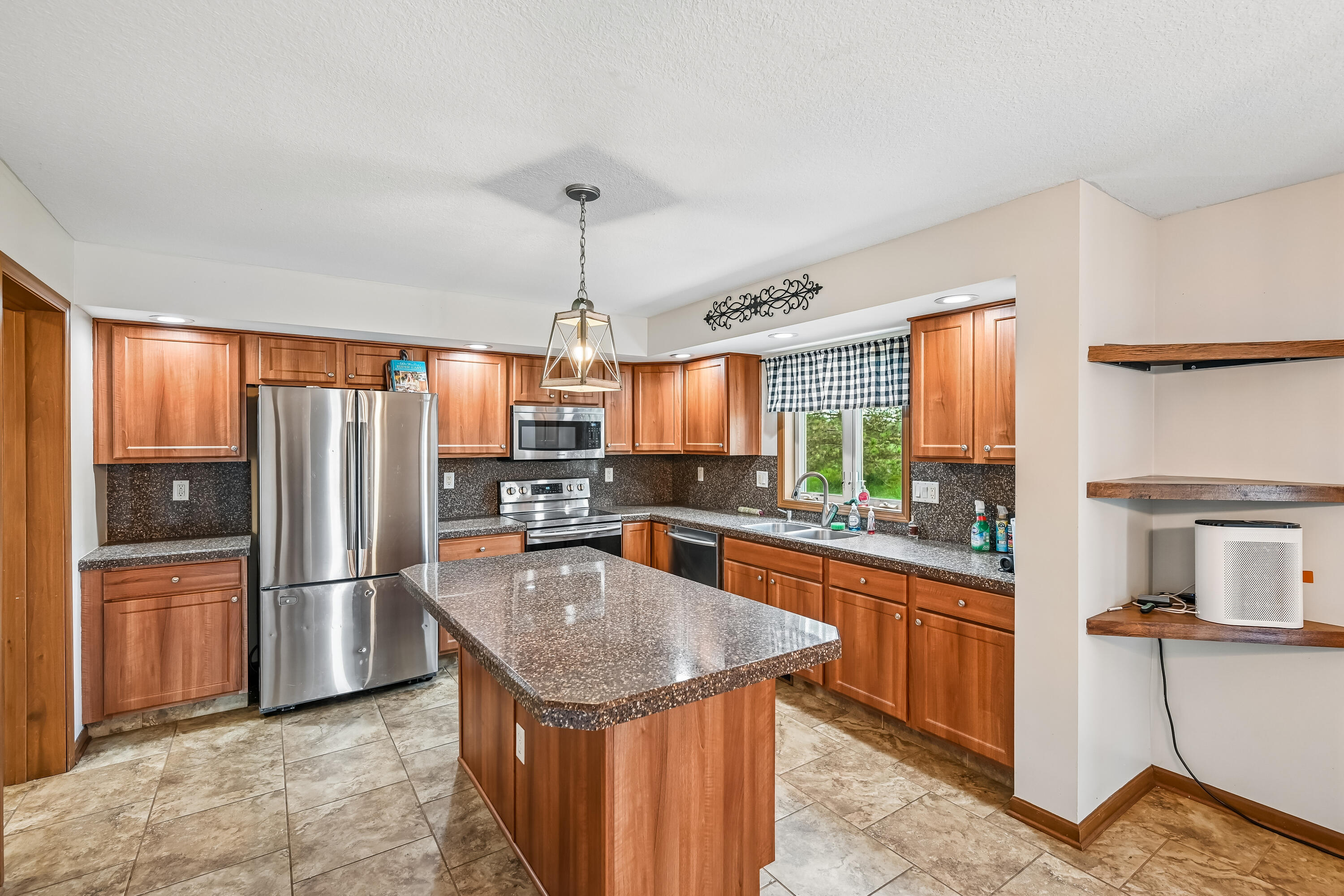 800 Mckees Mill, New Carlisle, Ohio 45344