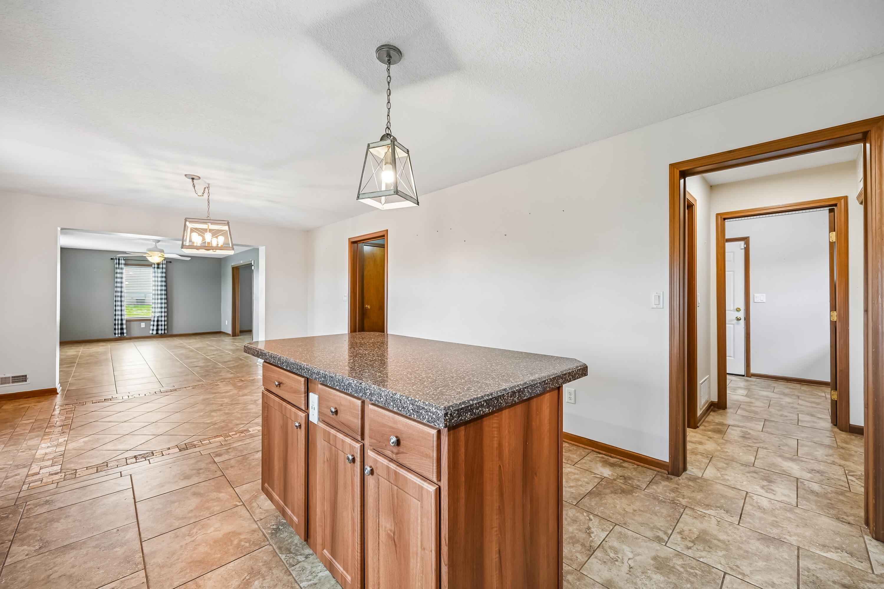 800 Mckees Mill, New Carlisle, Ohio 45344