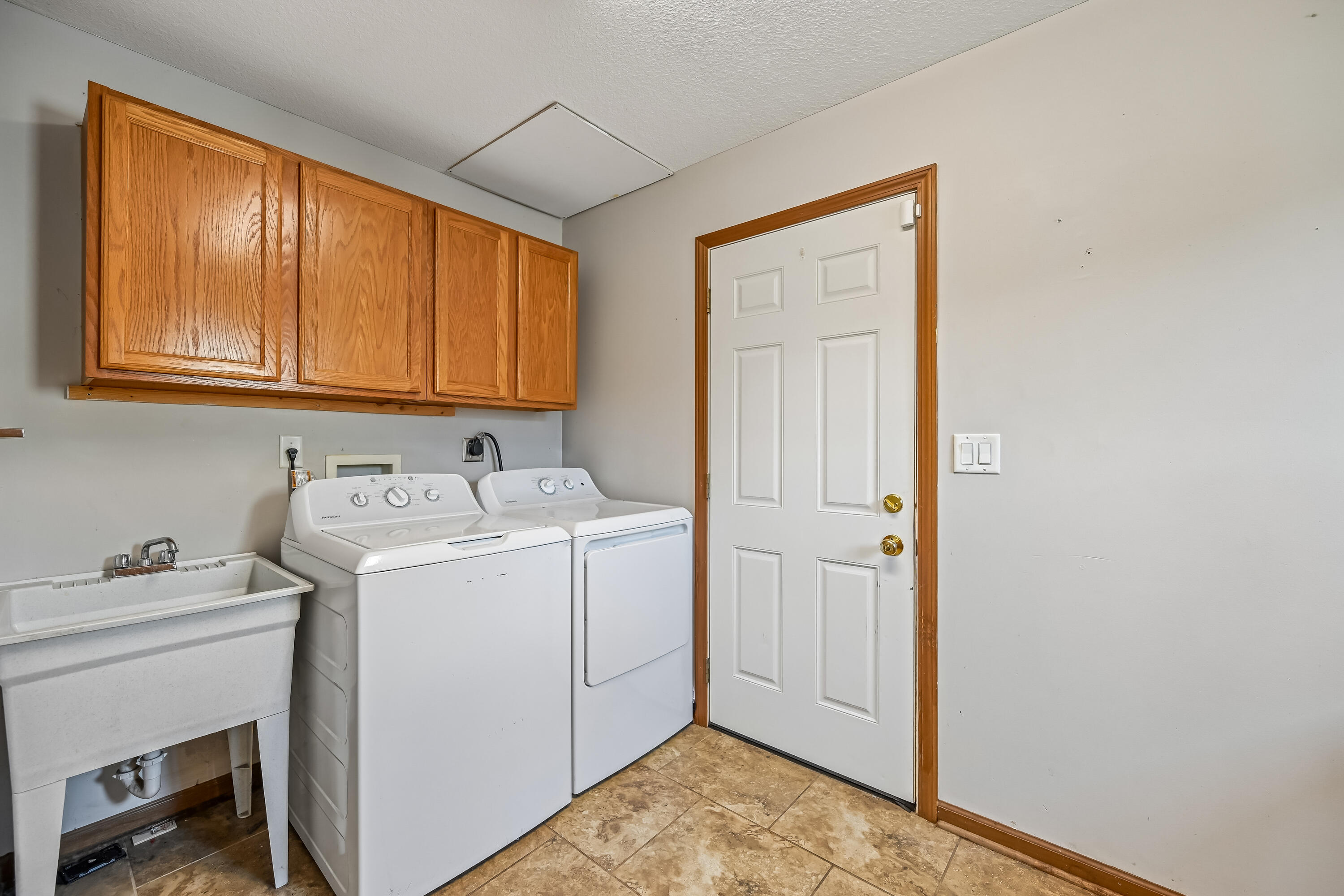 800 Mckees Mill, New Carlisle, Ohio 45344