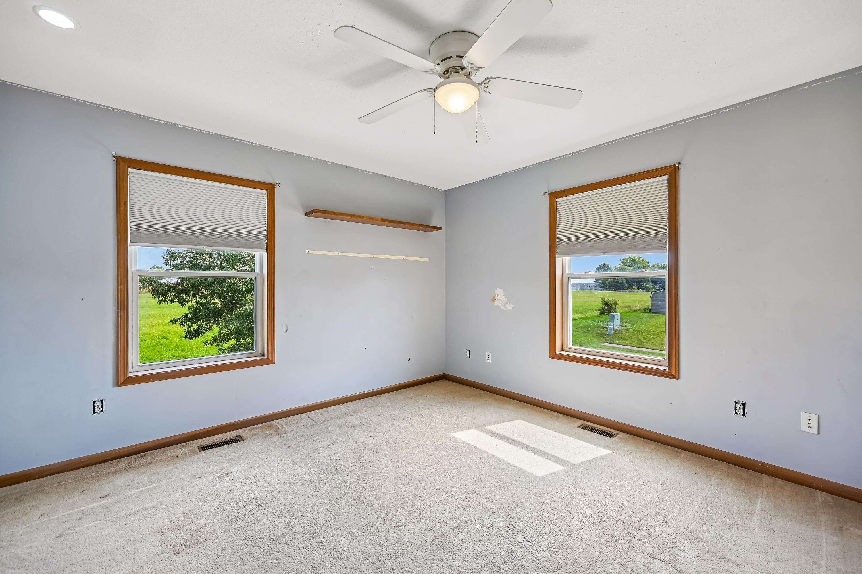 800 Mckees Mill, New Carlisle, Ohio 45344